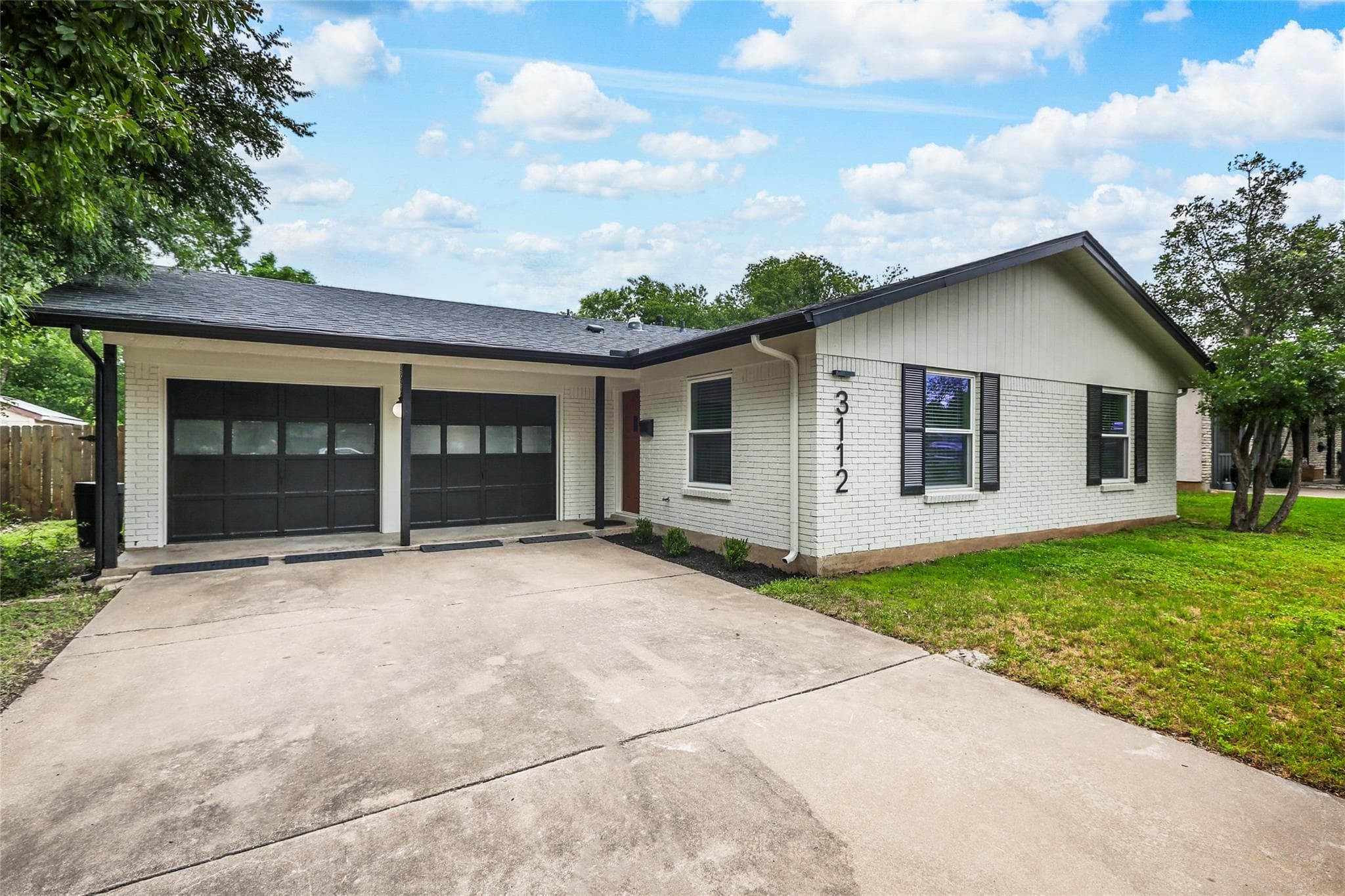 3112  Crosscreek Dr