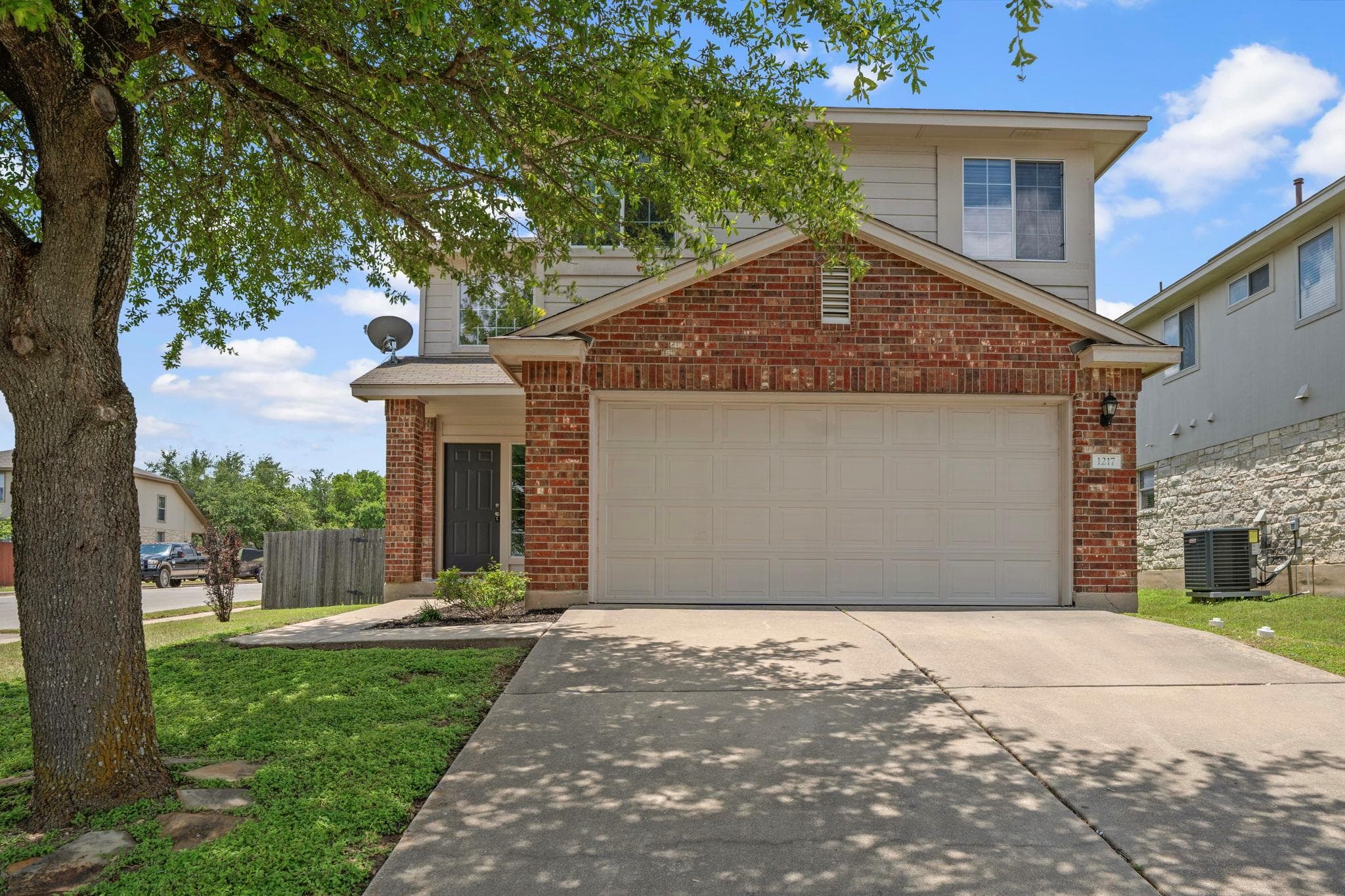 1217  Coronation Way