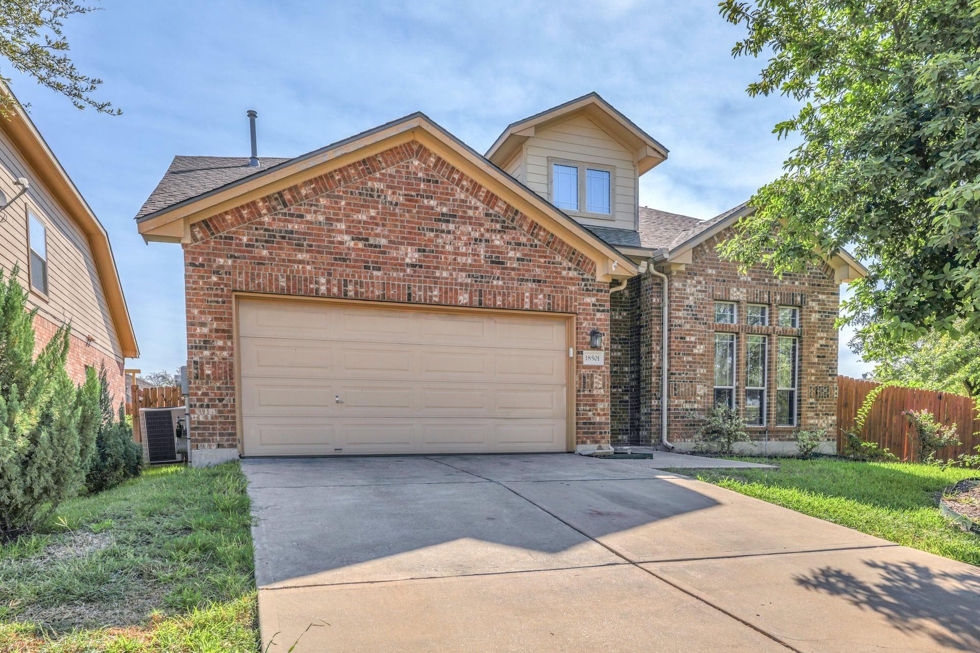 18501  Blue Pond Dr