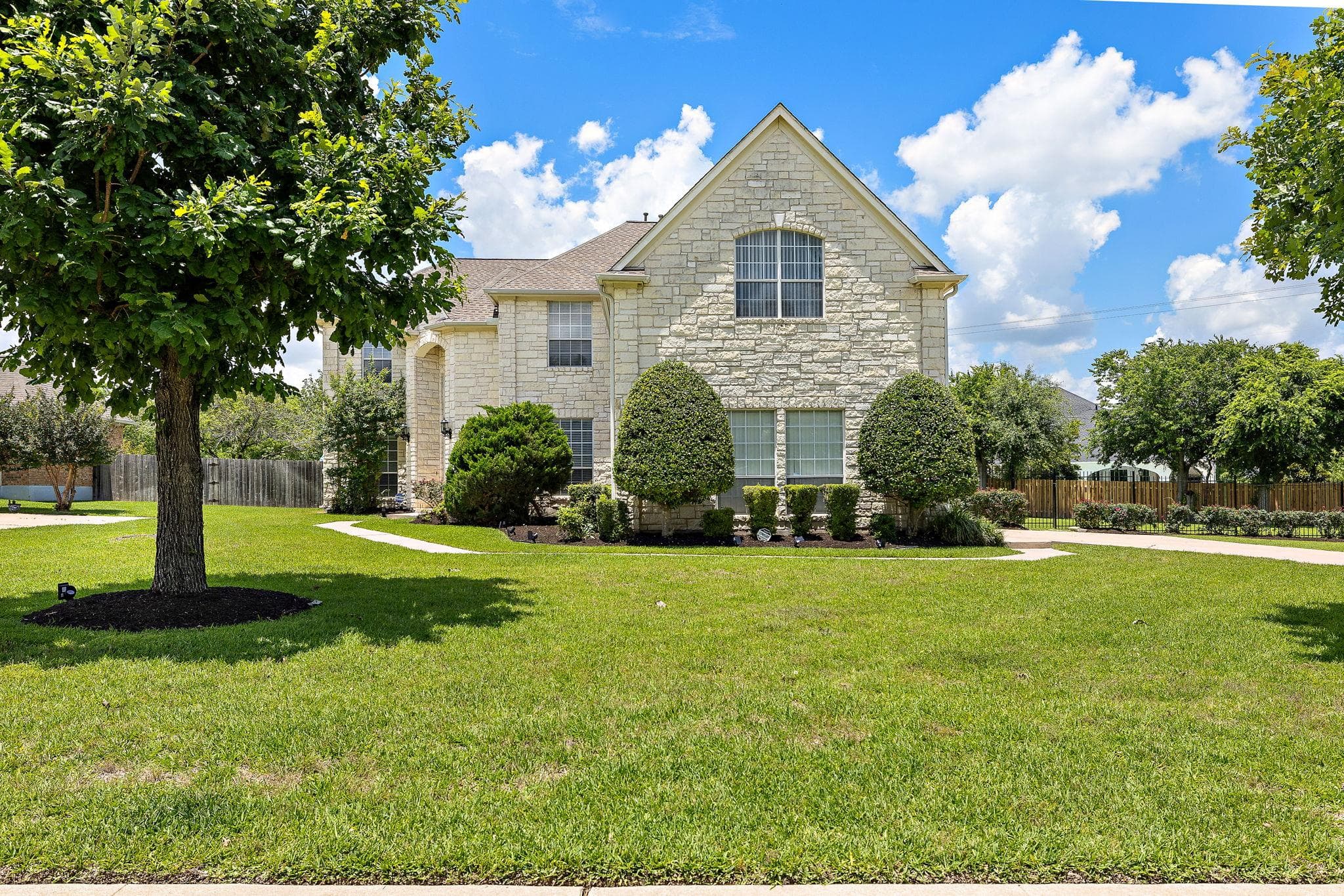 3818  Forest Creek Dr
