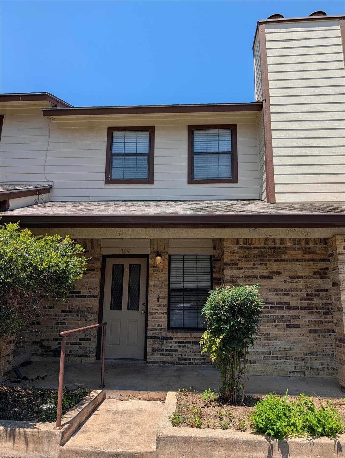 7800  Northcrest Blvd  #204