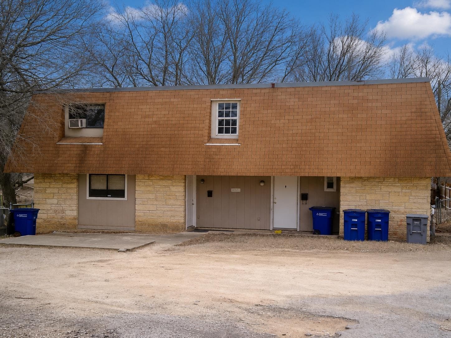 6257 Manor Rd #B