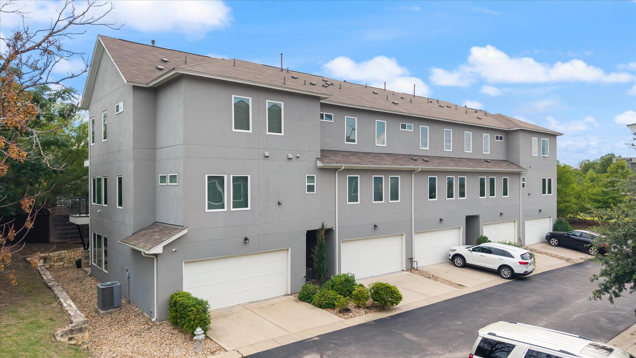 7209  Bassett Ct