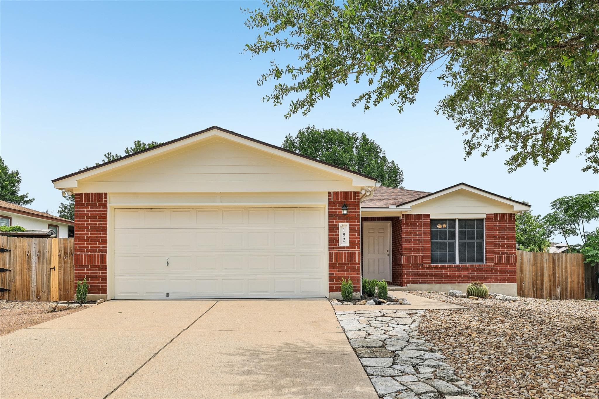 152 Grant Way