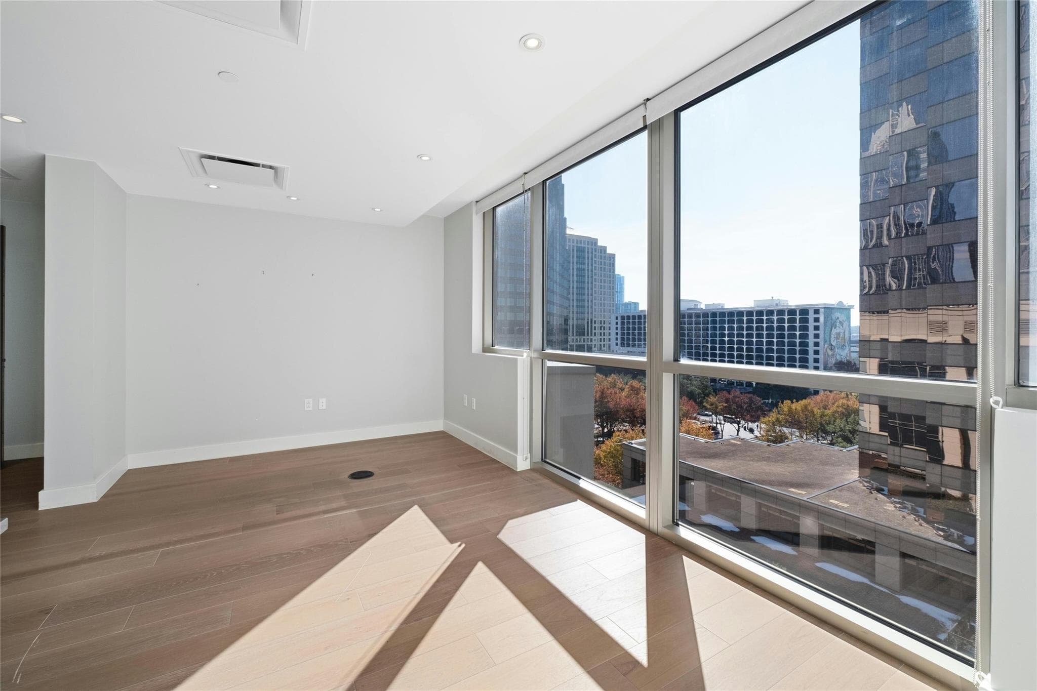 200  Congress Ave  #903