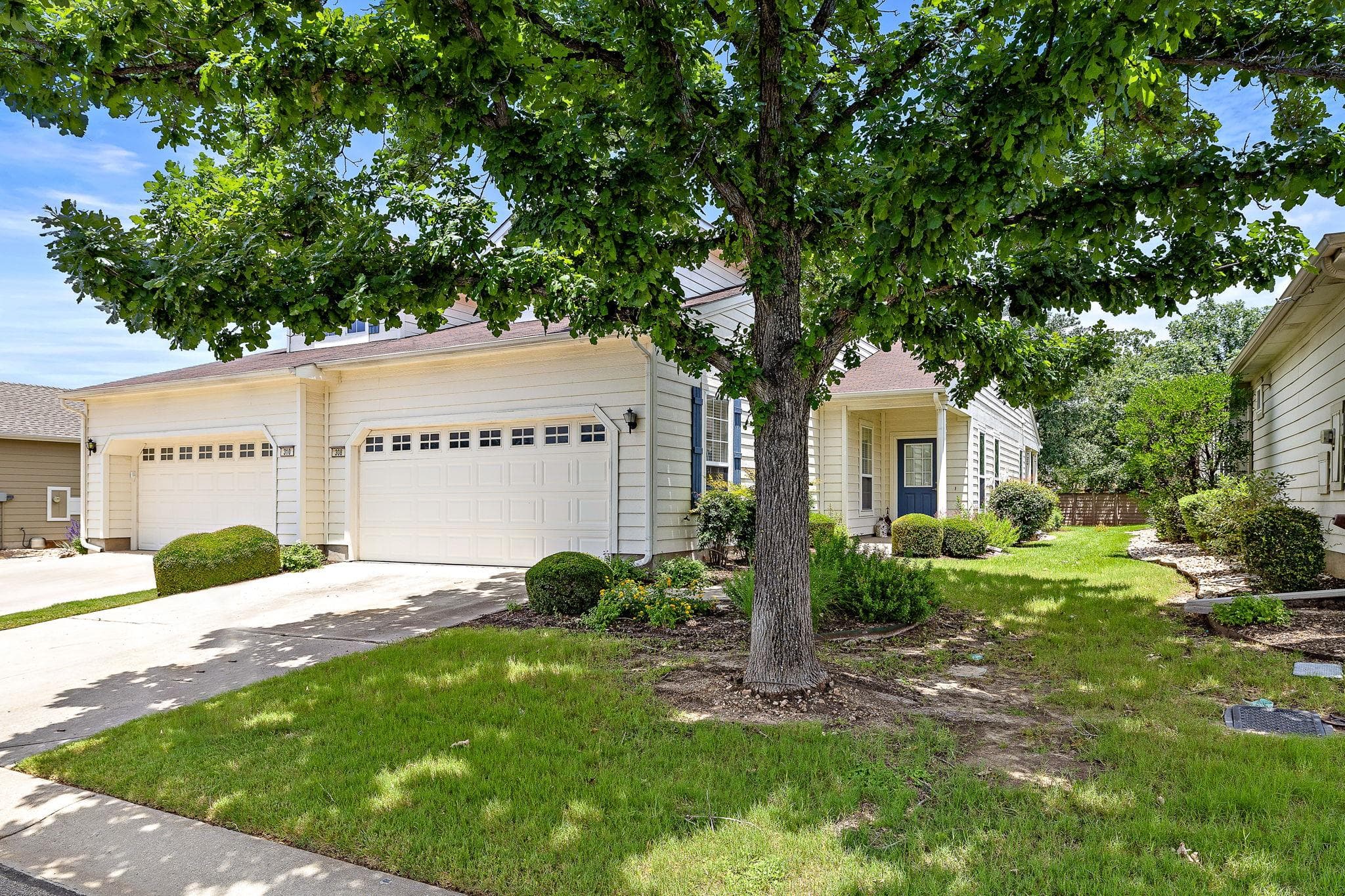 308 Portsmouth Dr