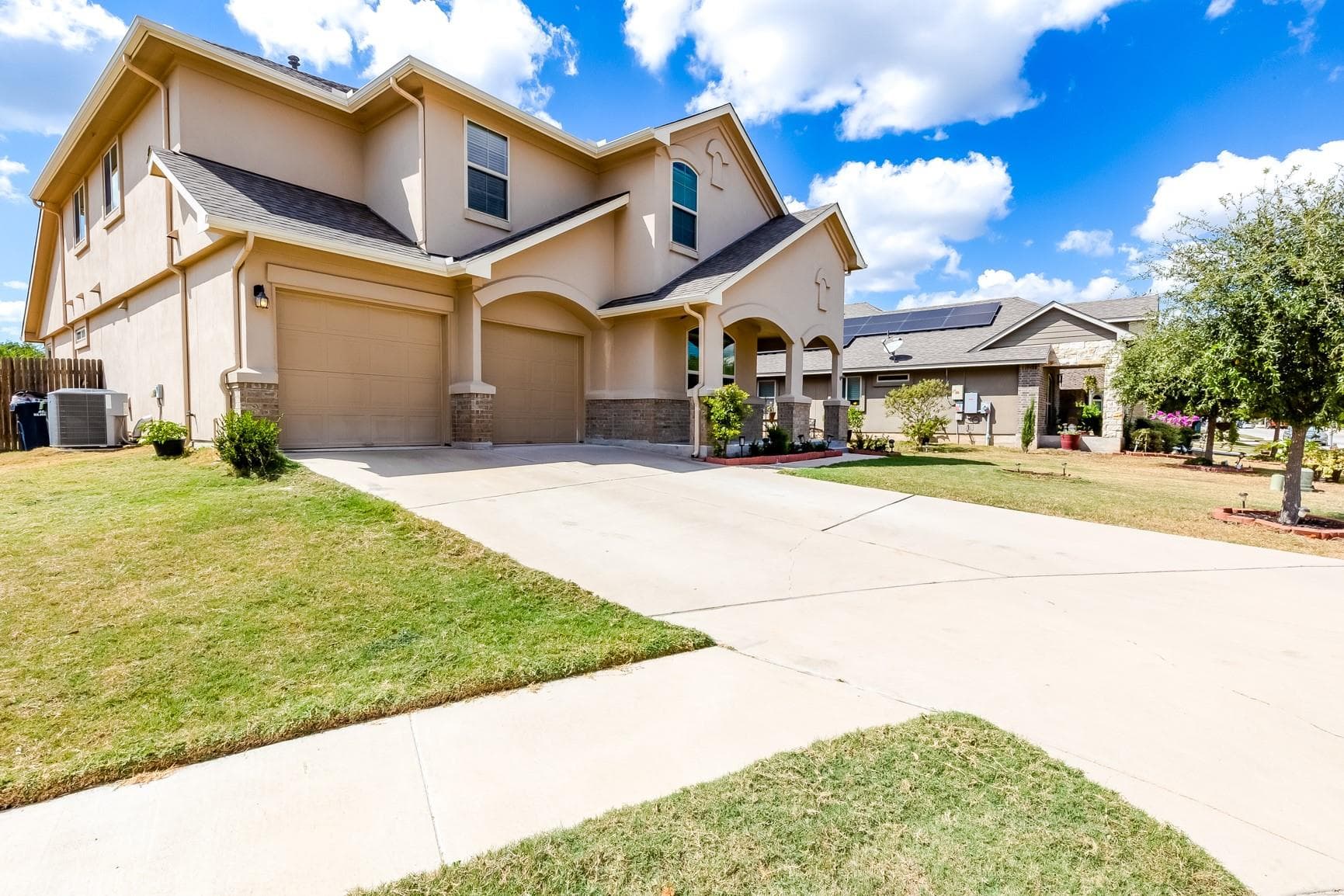 1549  Hamiltons Way