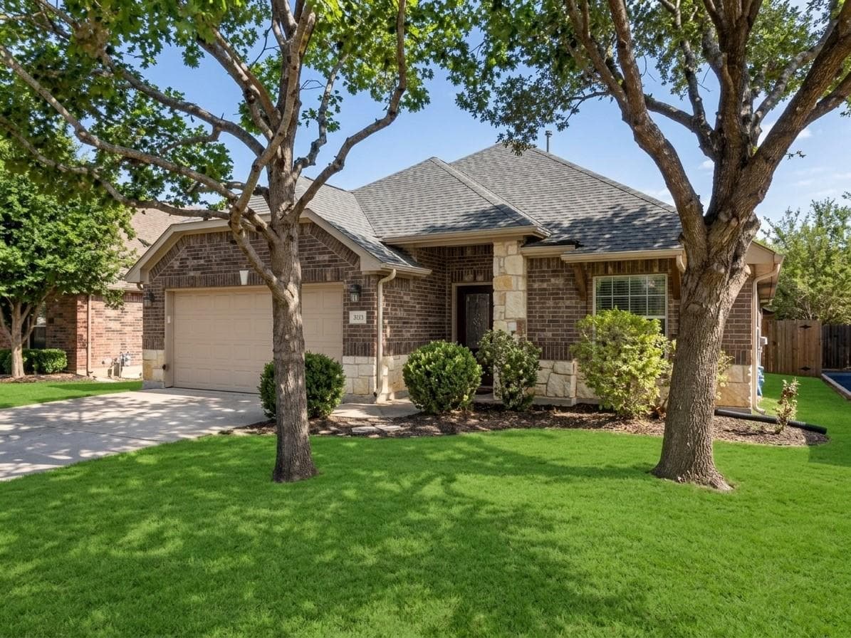 537 Bluehaw Dr