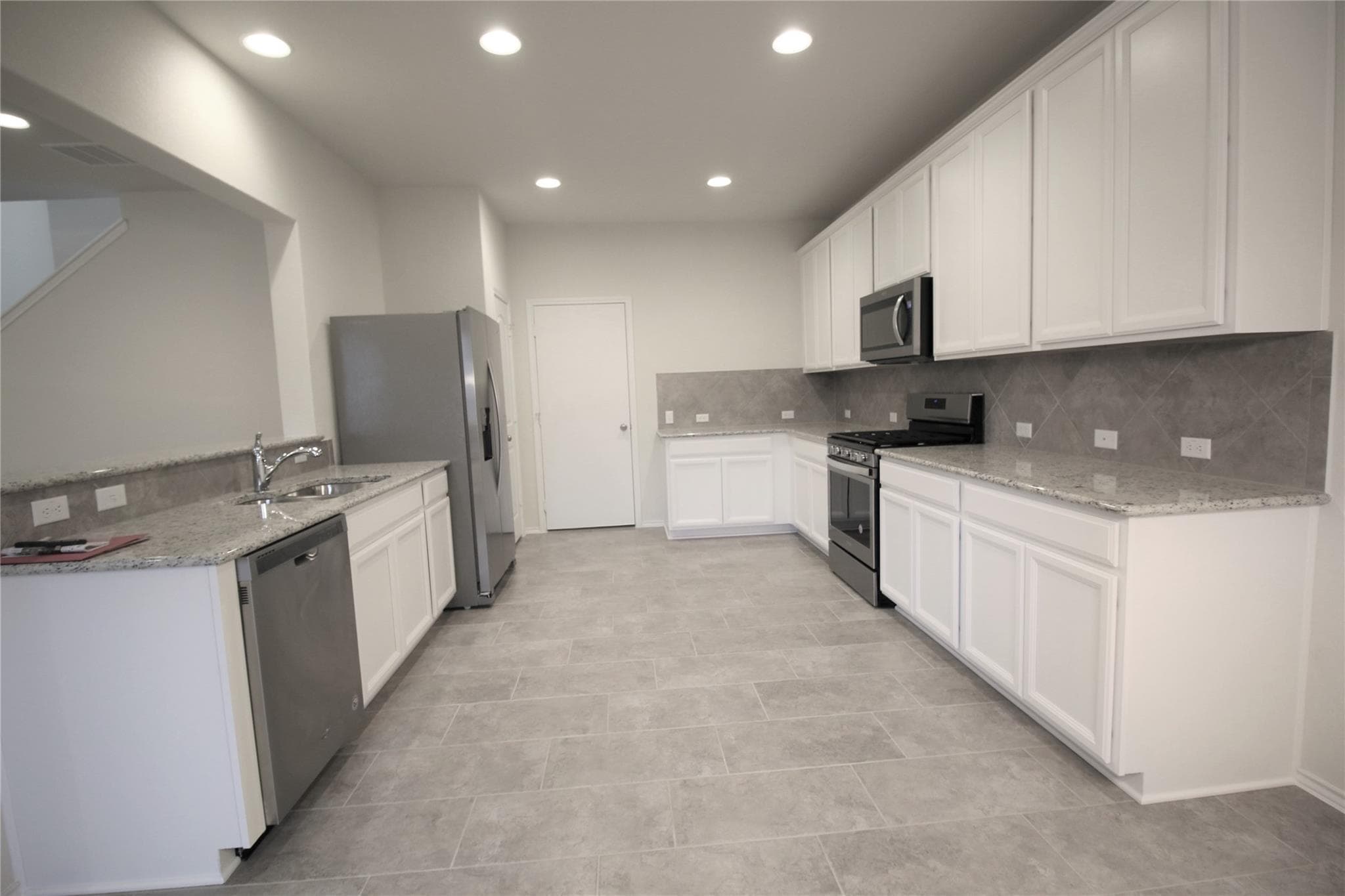 2601  Chandler Creek Blvd  #16