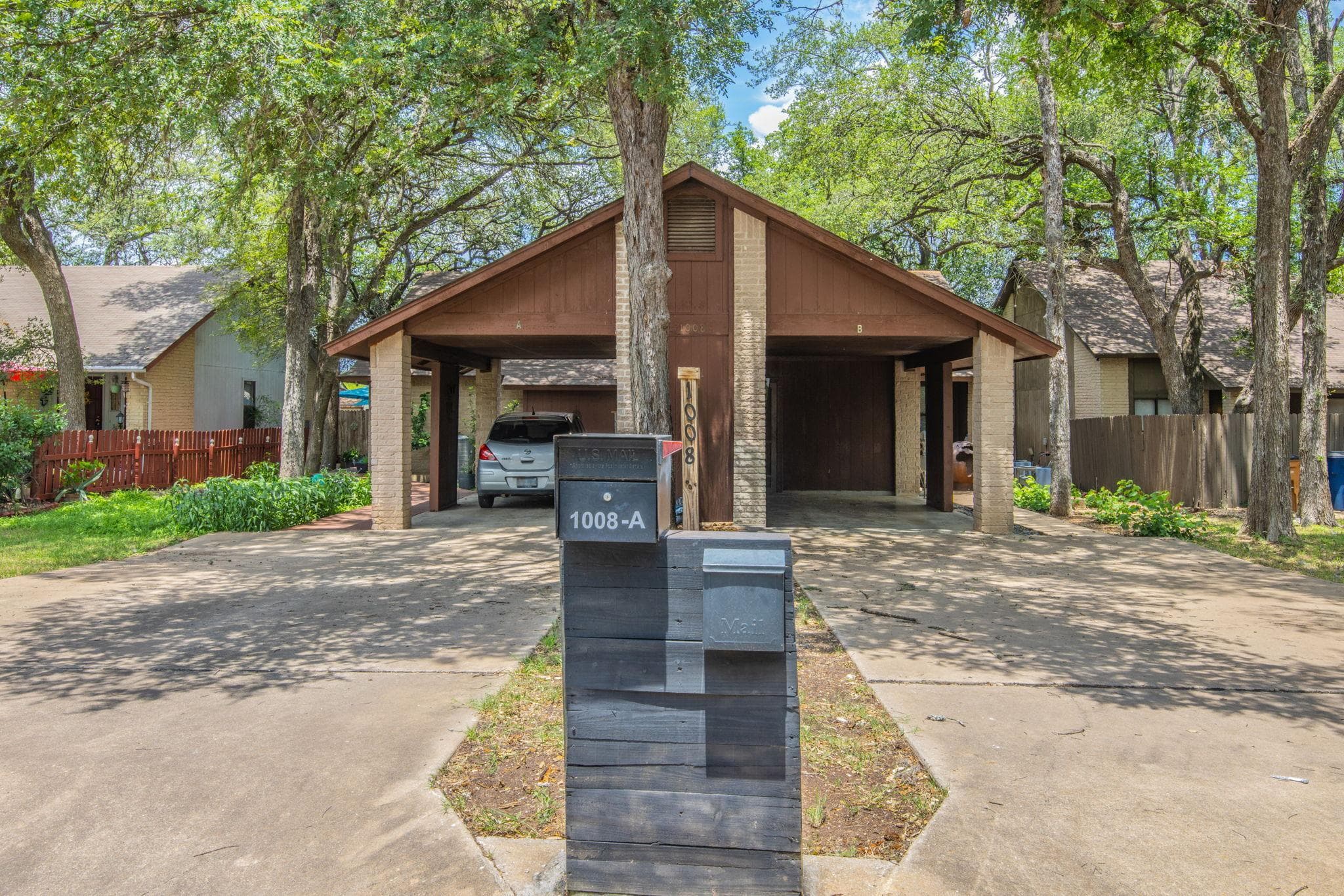 1008  Milford Way