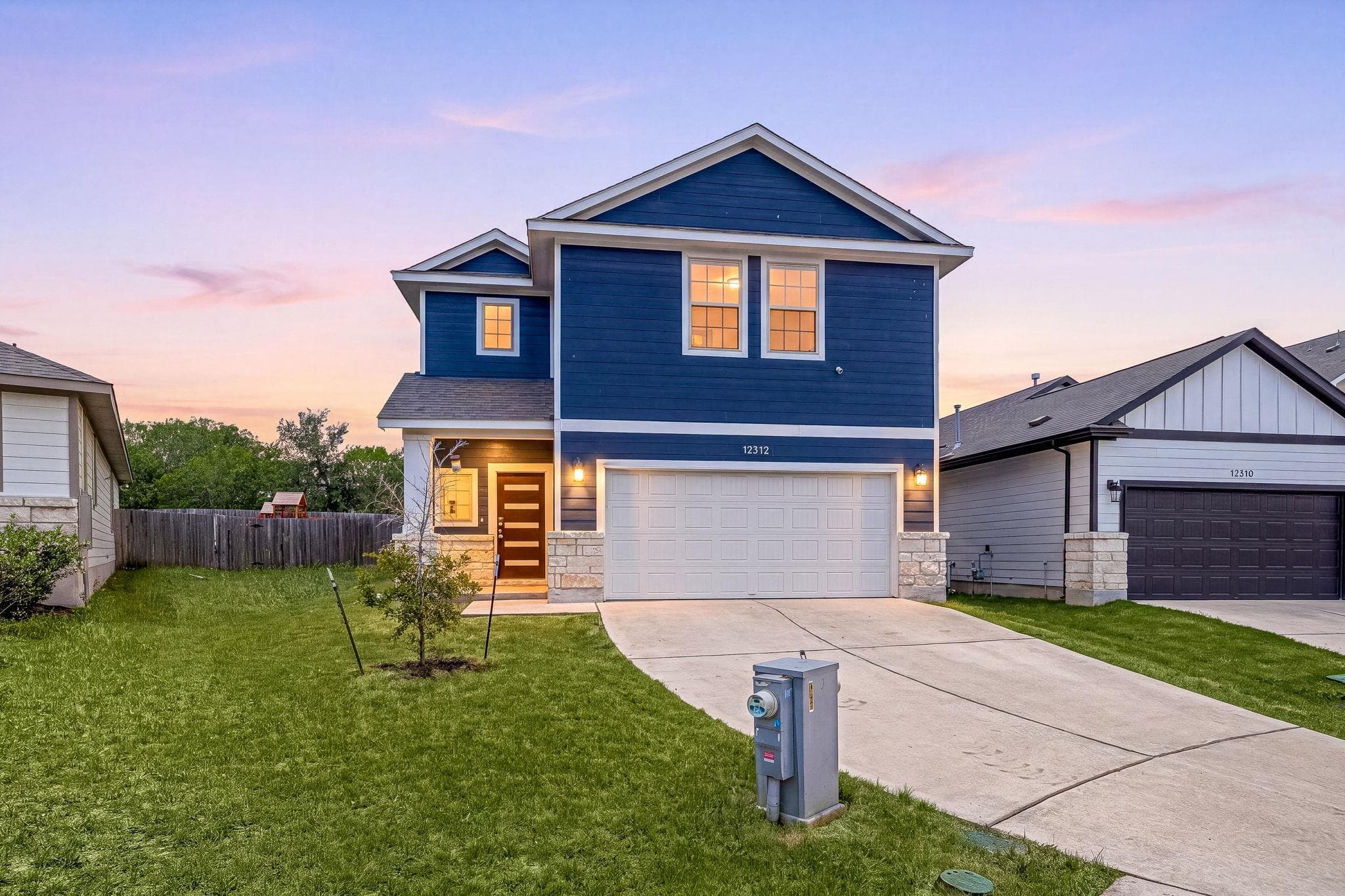 12512  Zenyatta Dr