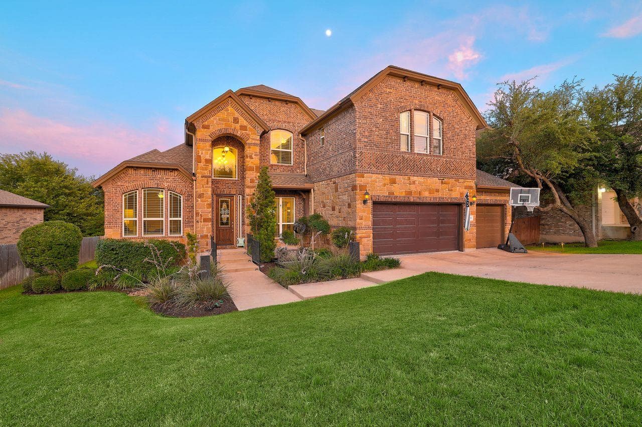 1919  Mulligan Dr