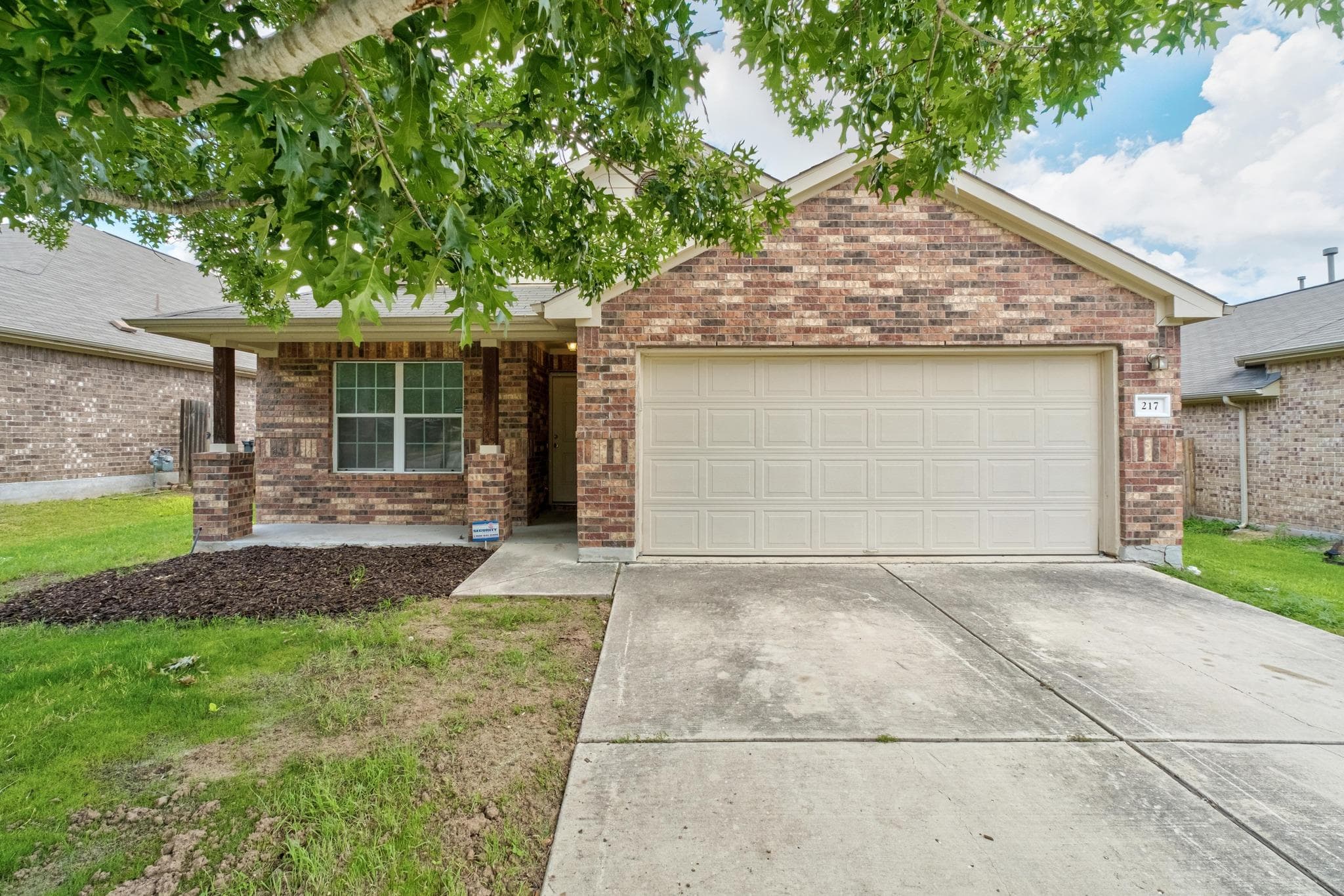 217  Strawberry Blonde Dr