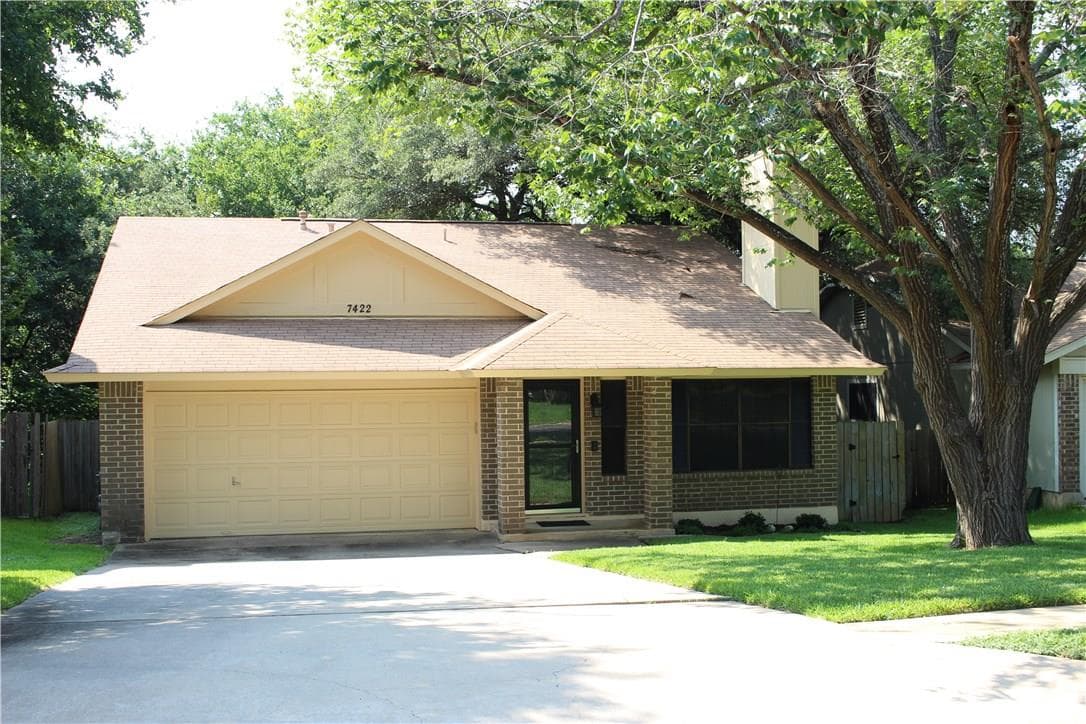 7422  Dallas Dr