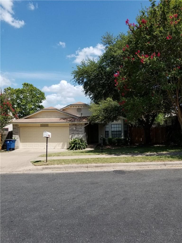 11601 Hidden Quail Dr