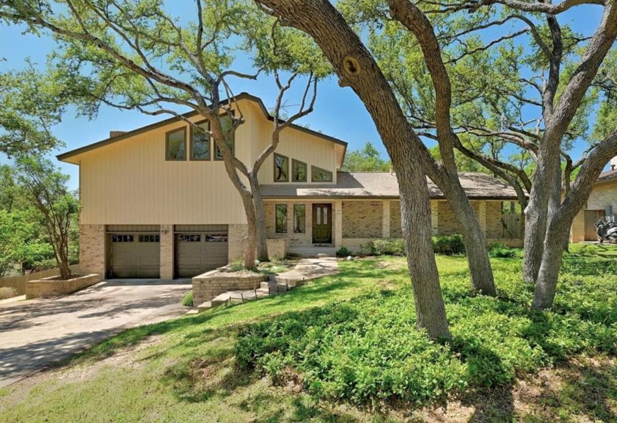1808  Trevino Dr