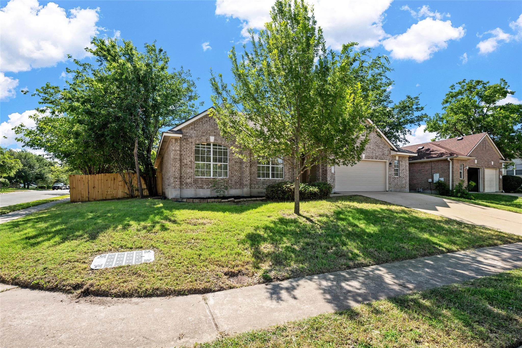 2212  Speidel Dr