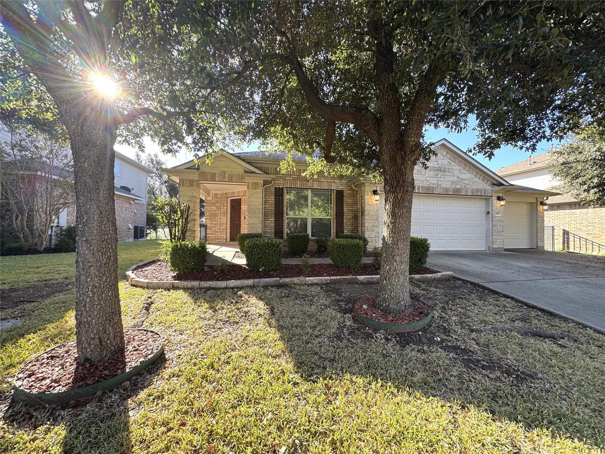 807  Centerbrook Pl
