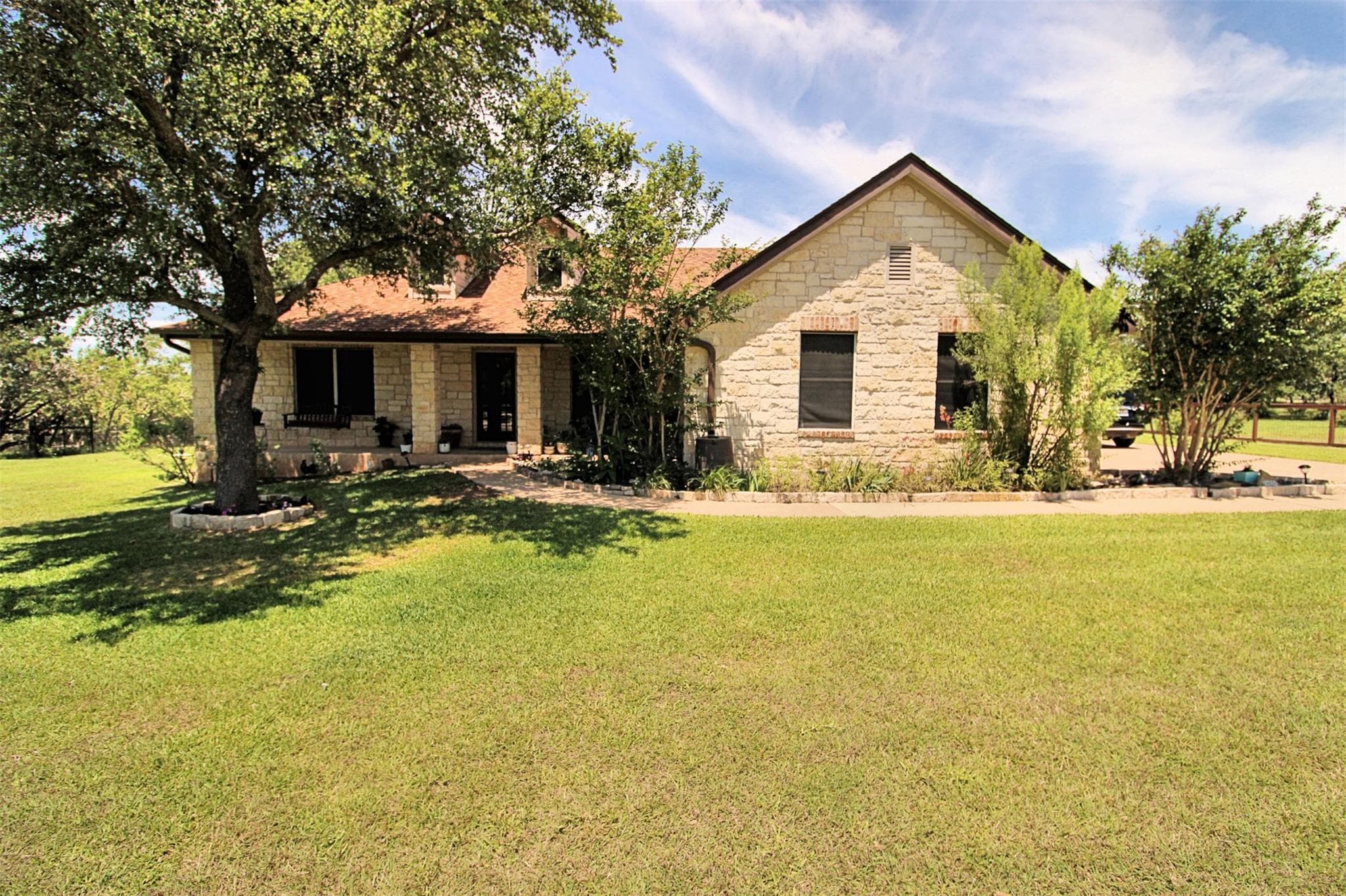 10260  Twin Lake Loop