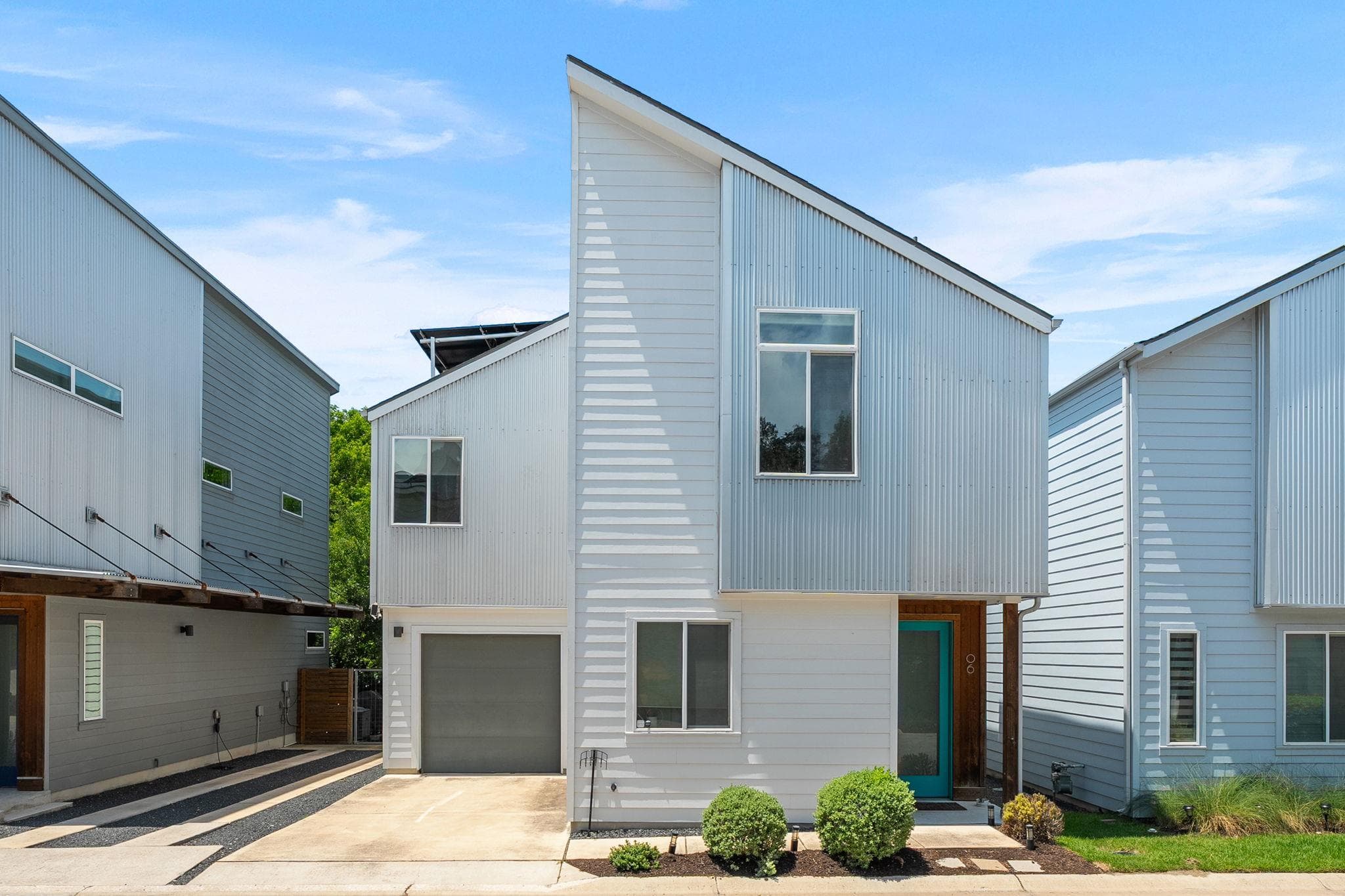 705 N Bluff Dr  #6