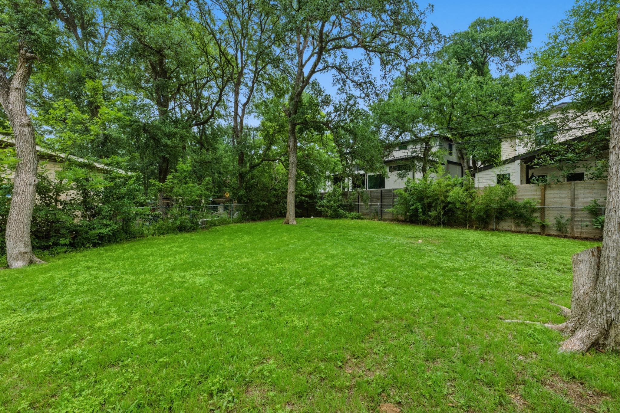 3105  Crestvale Dr