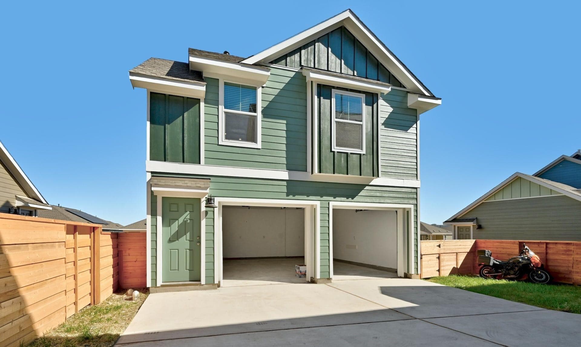 139  Rioja None  #Garage Apartment