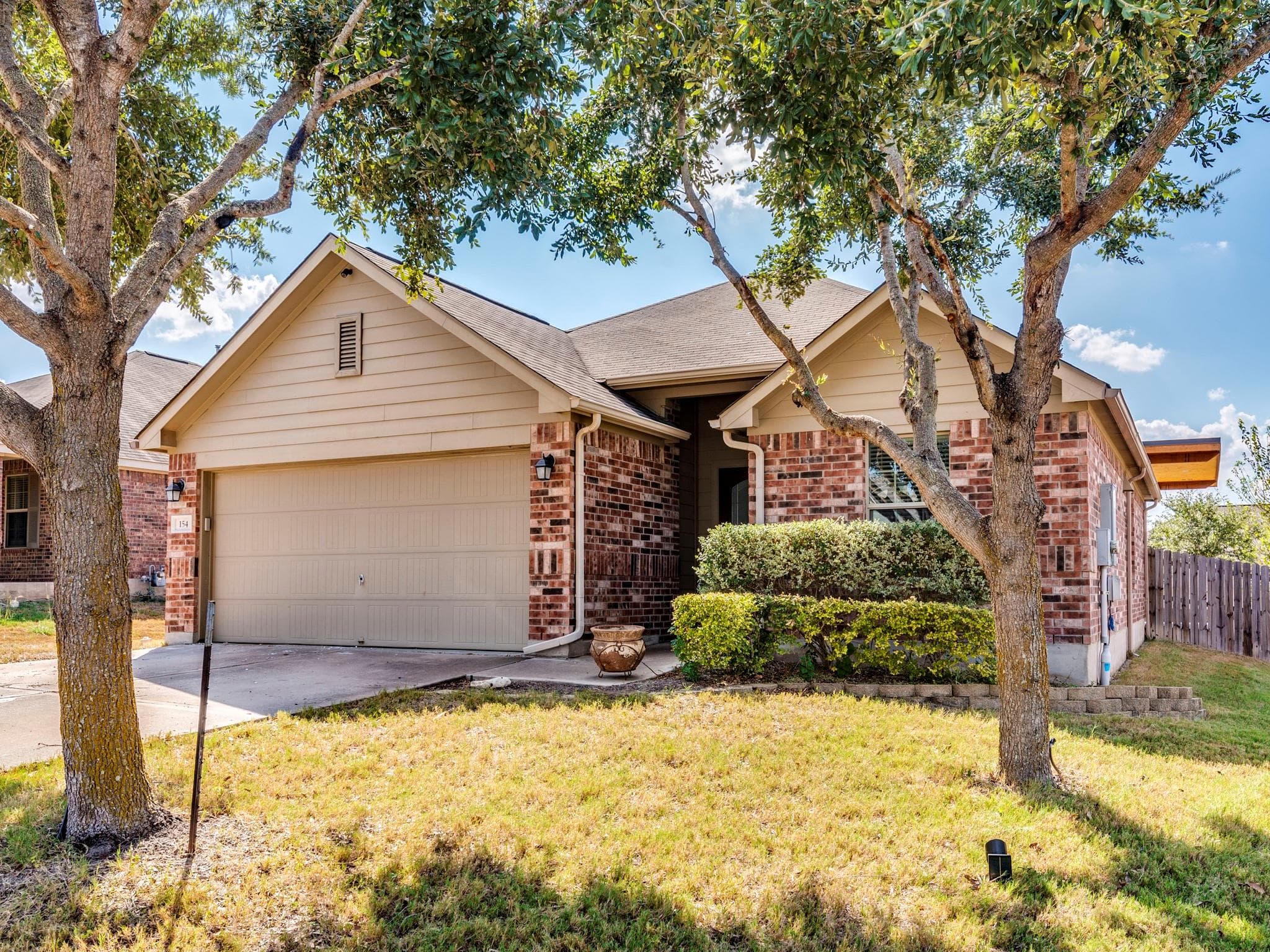 154  Flagstone Trl