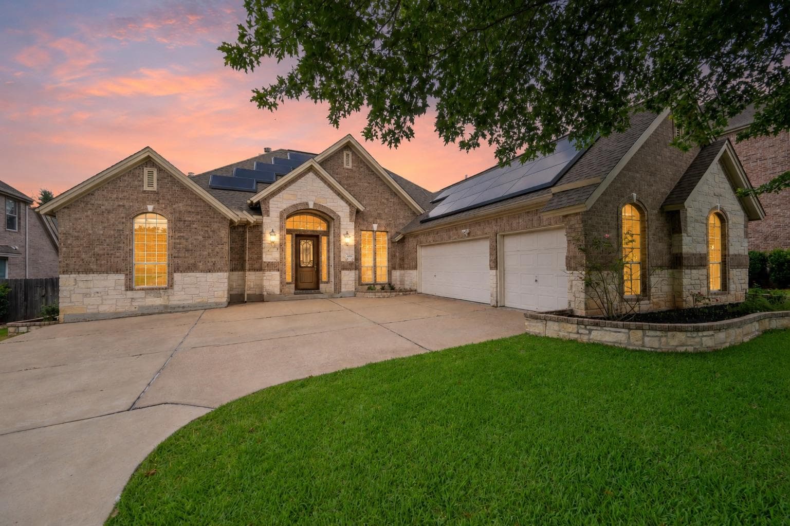 2821  Cool River Loop