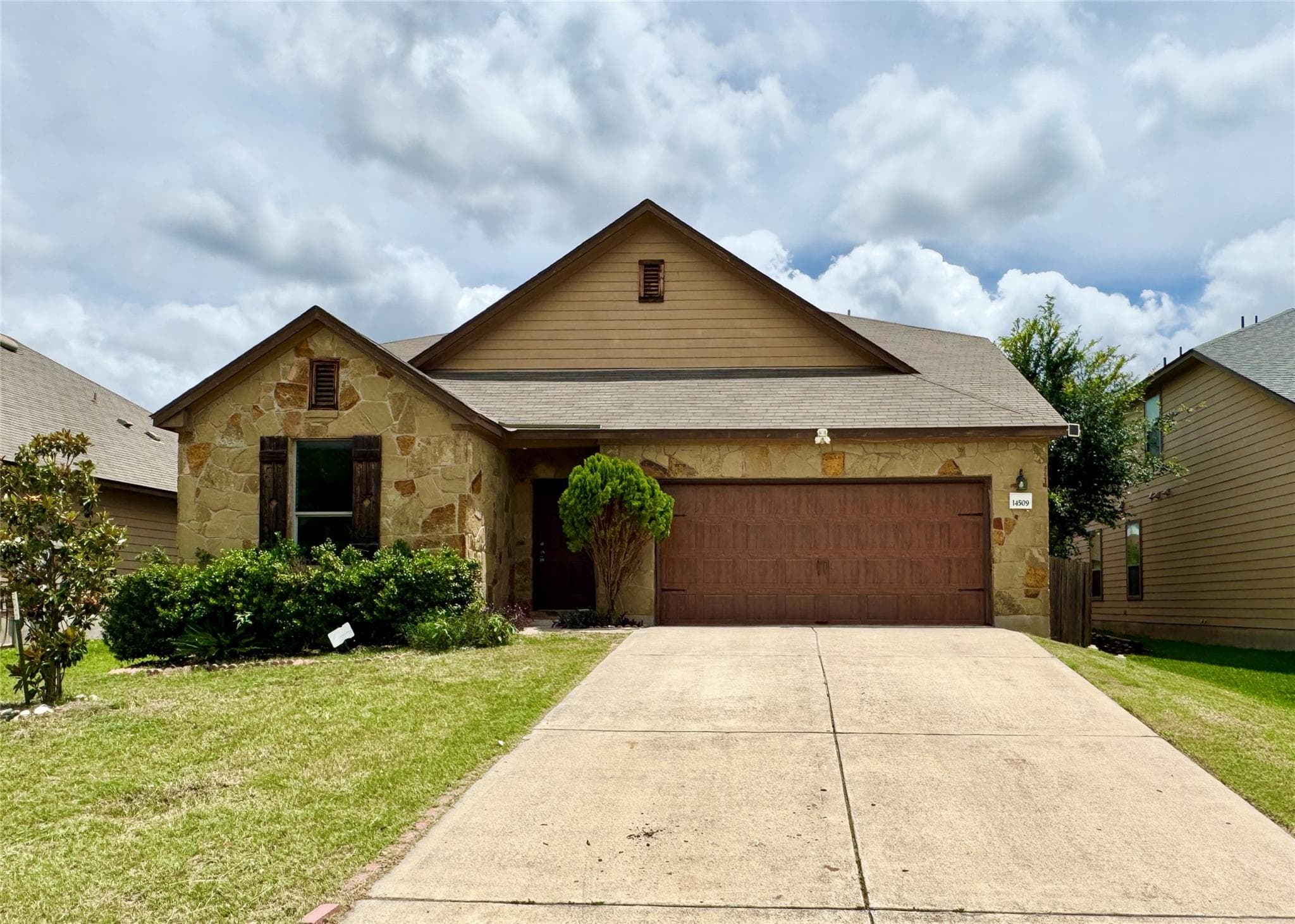 14509  Lake Victor Dr