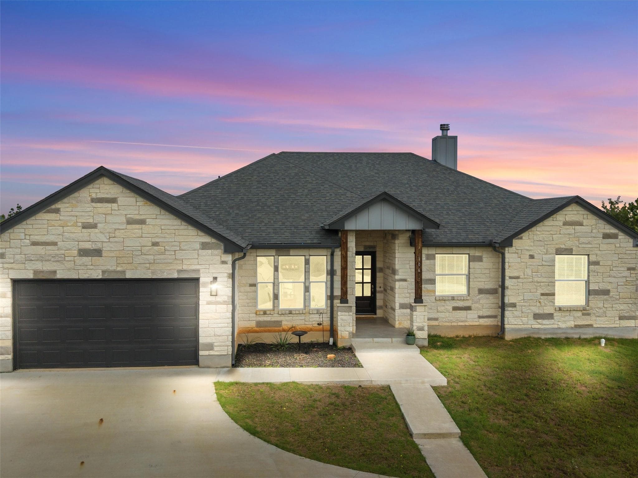 106  Pinecrest Dr