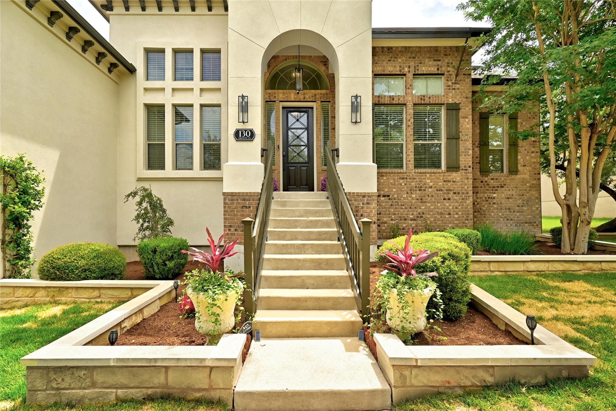 130  Granite Ln