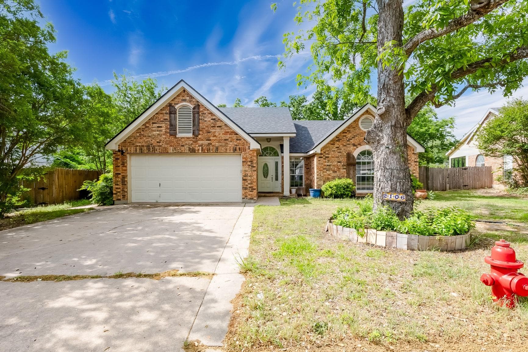 2106  Heather Dr