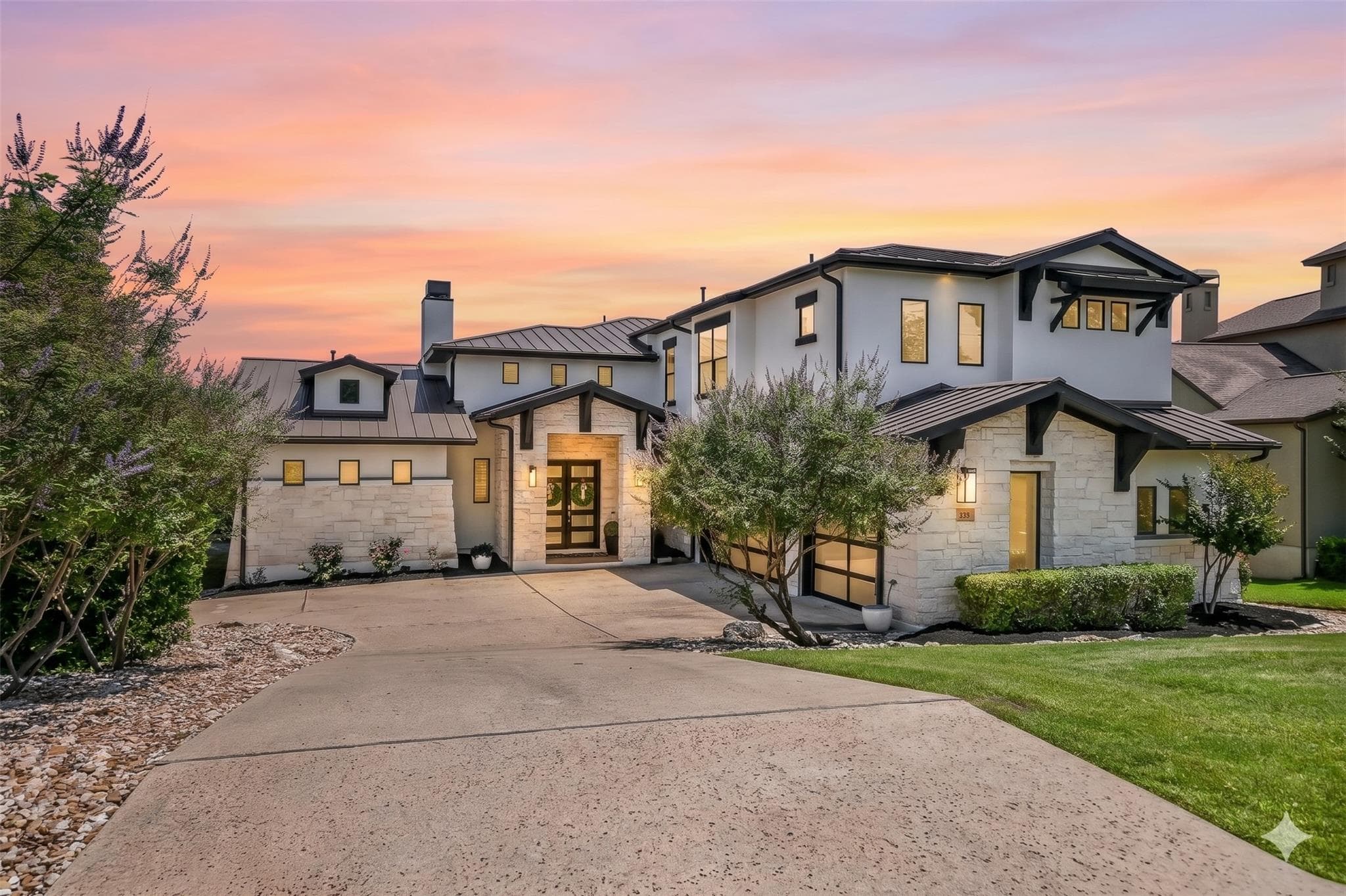 810  Crestone Stream Dr