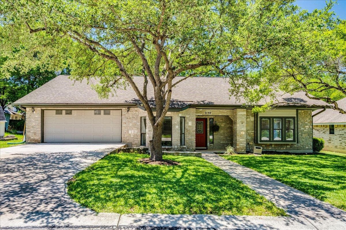 2132  Northcrest Dr
