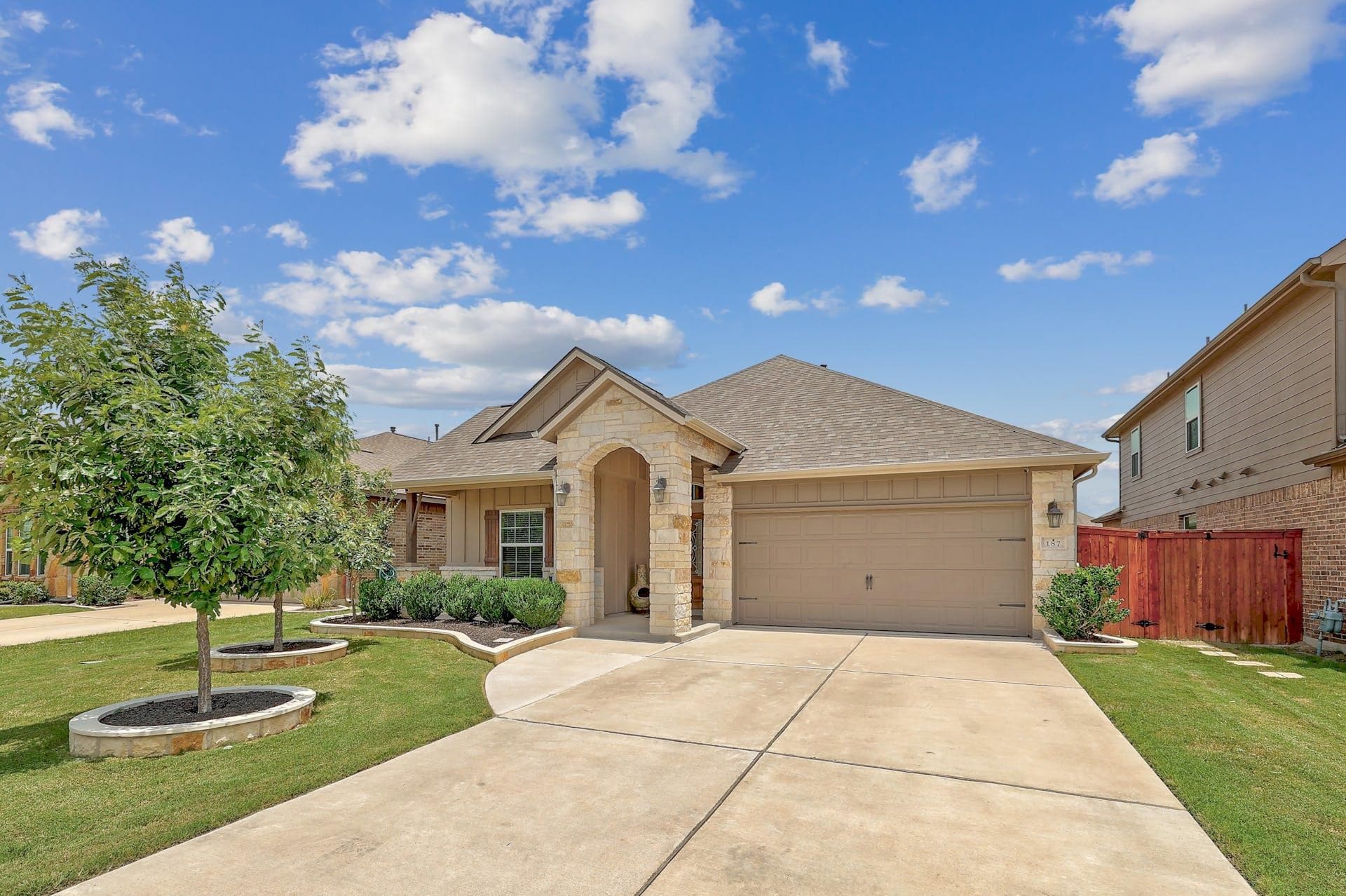 187  Salt Fork Dr