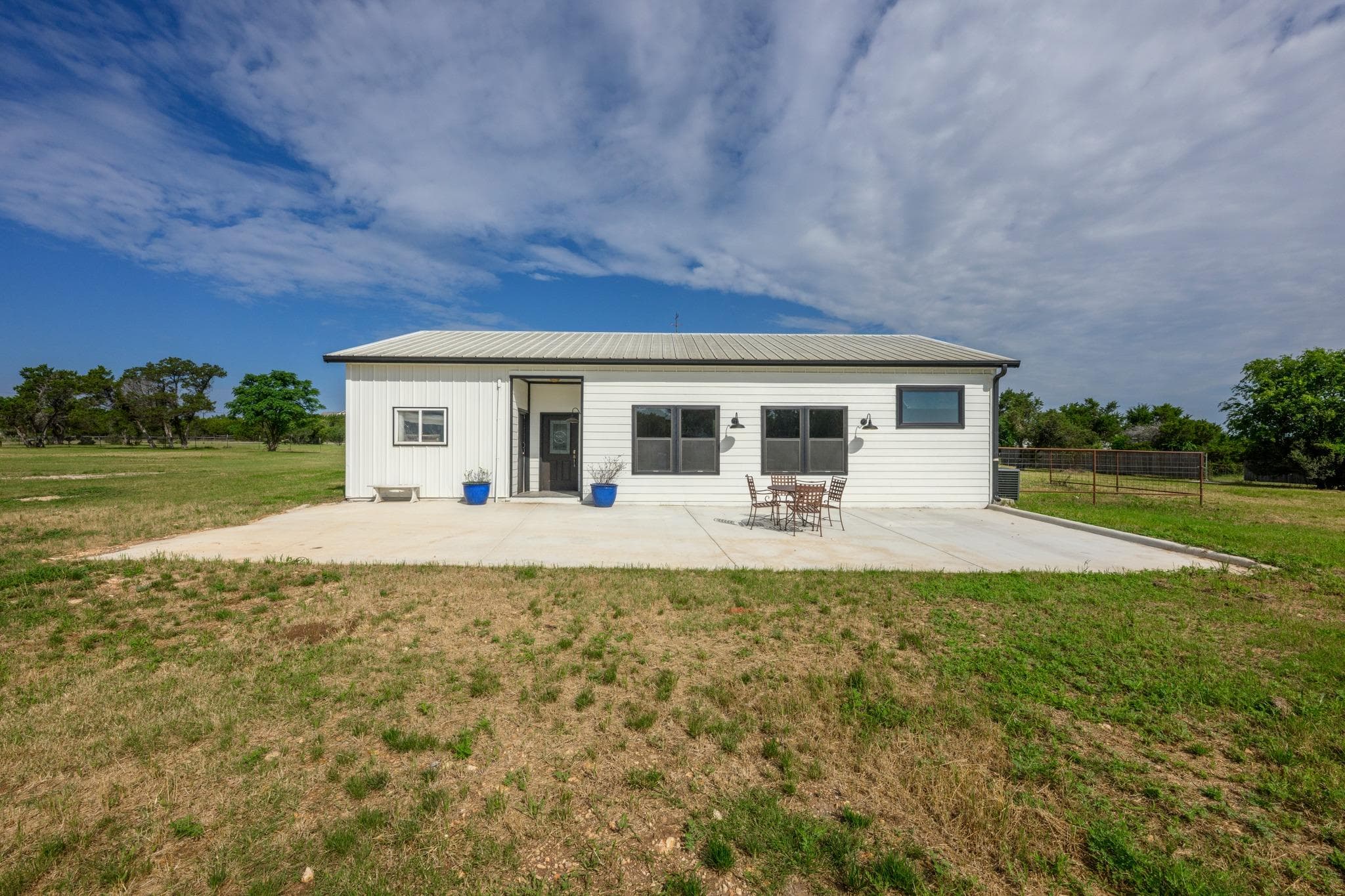 408 Mesa Oaks Rd