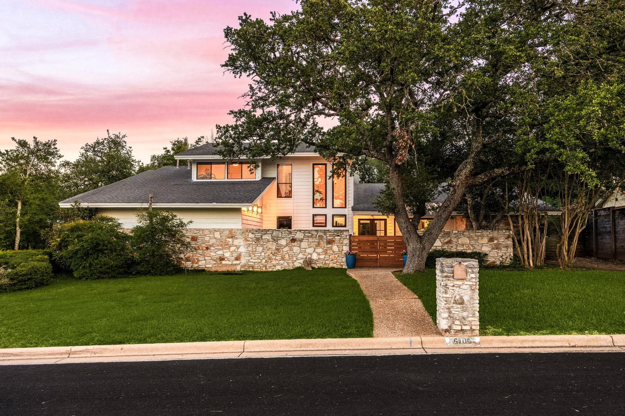 5105 N Rim Dr