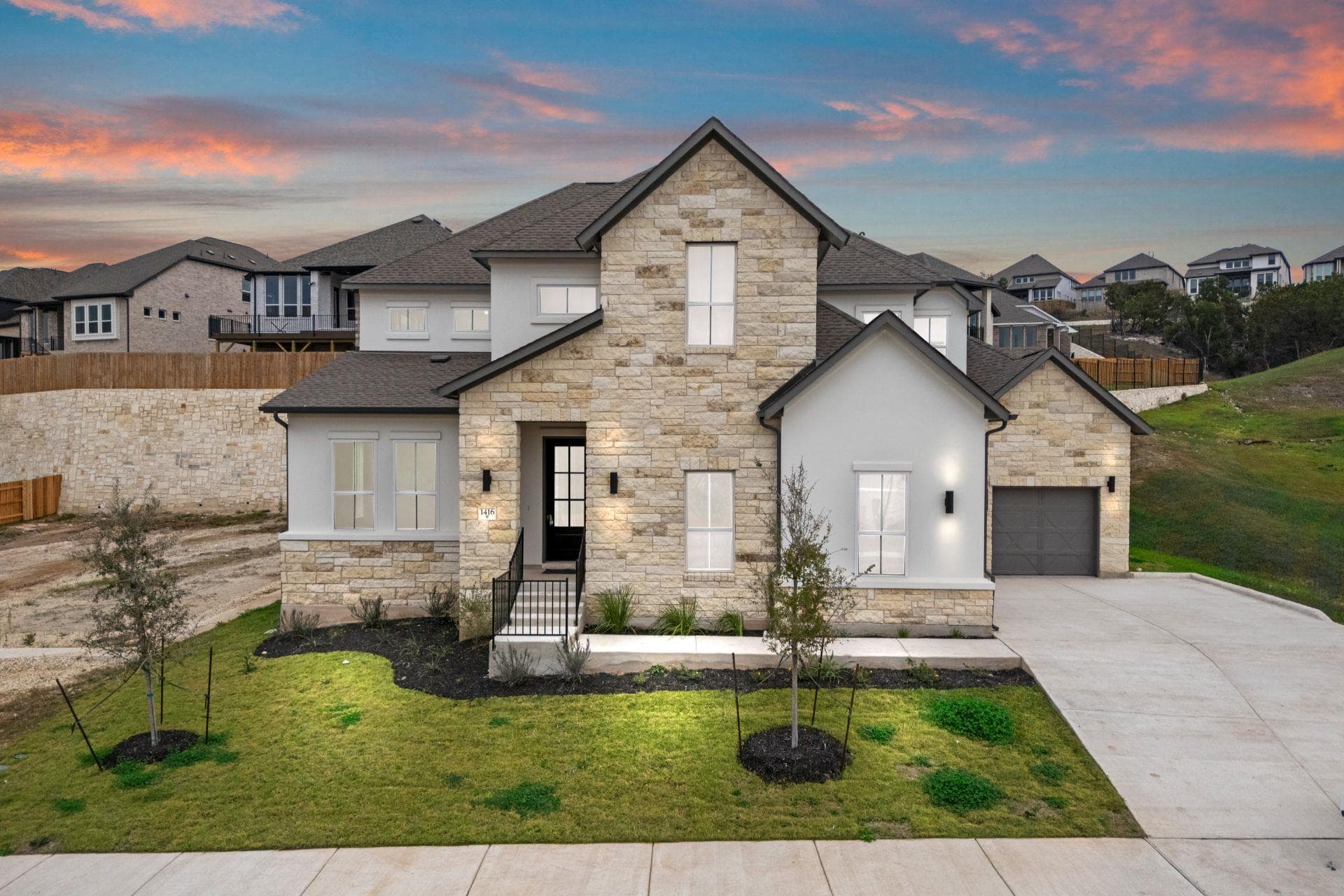 1627  Starry Night Ln