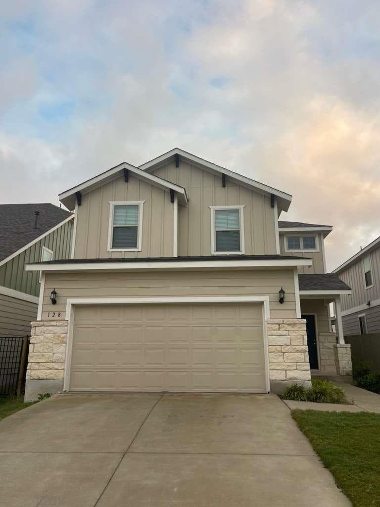 128 BANYON Dr