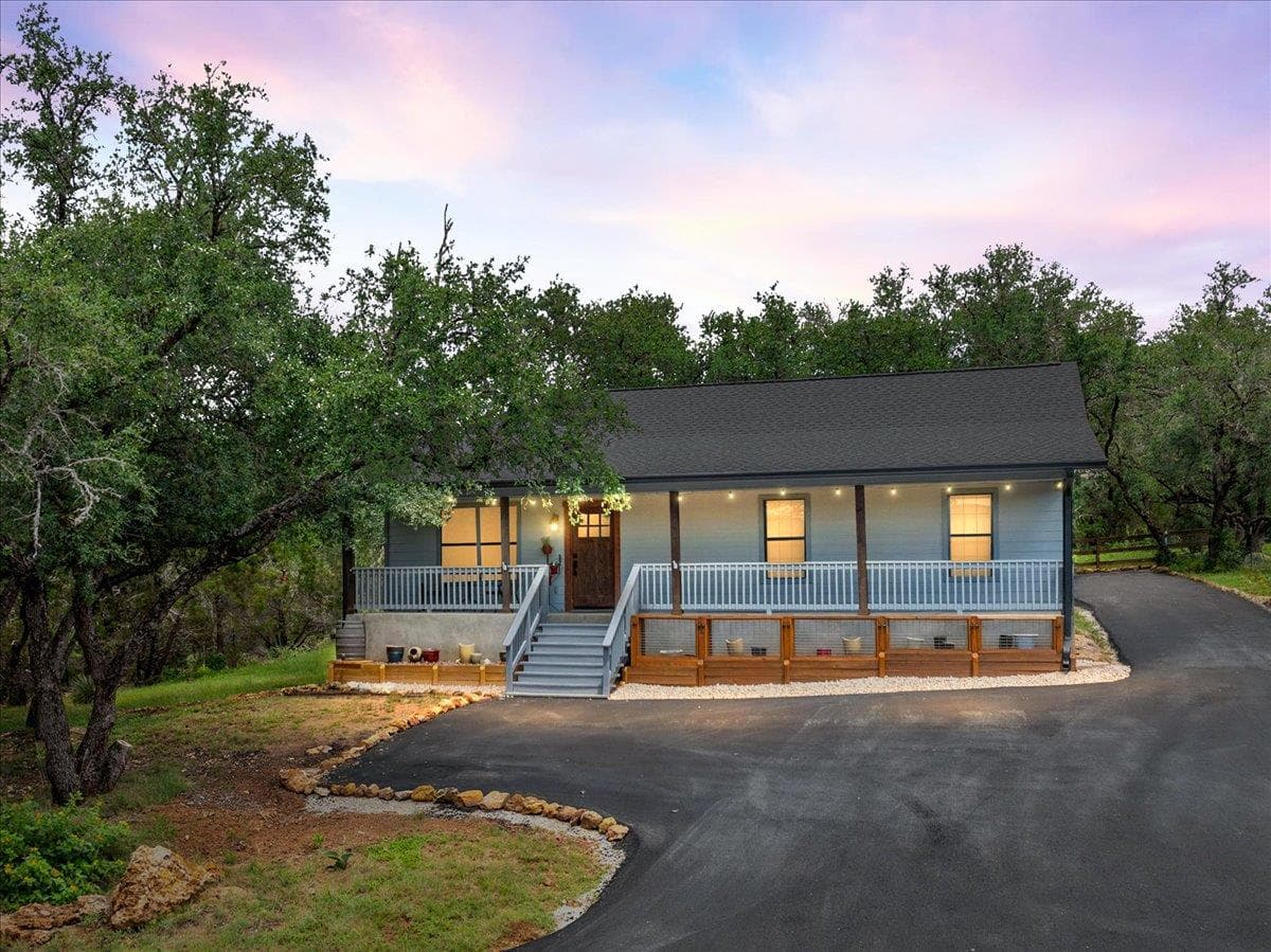 408  Breezing Ln