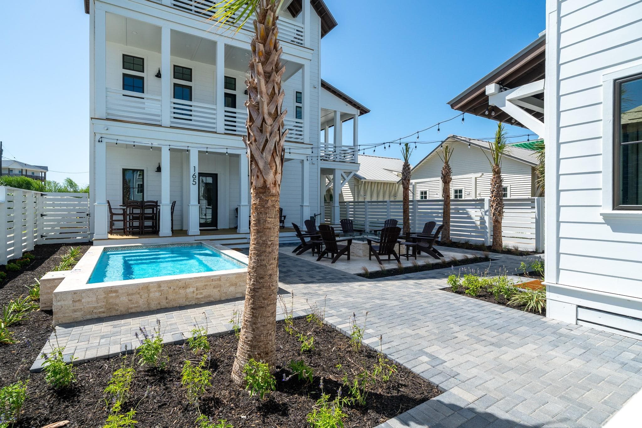165 Triton Ln