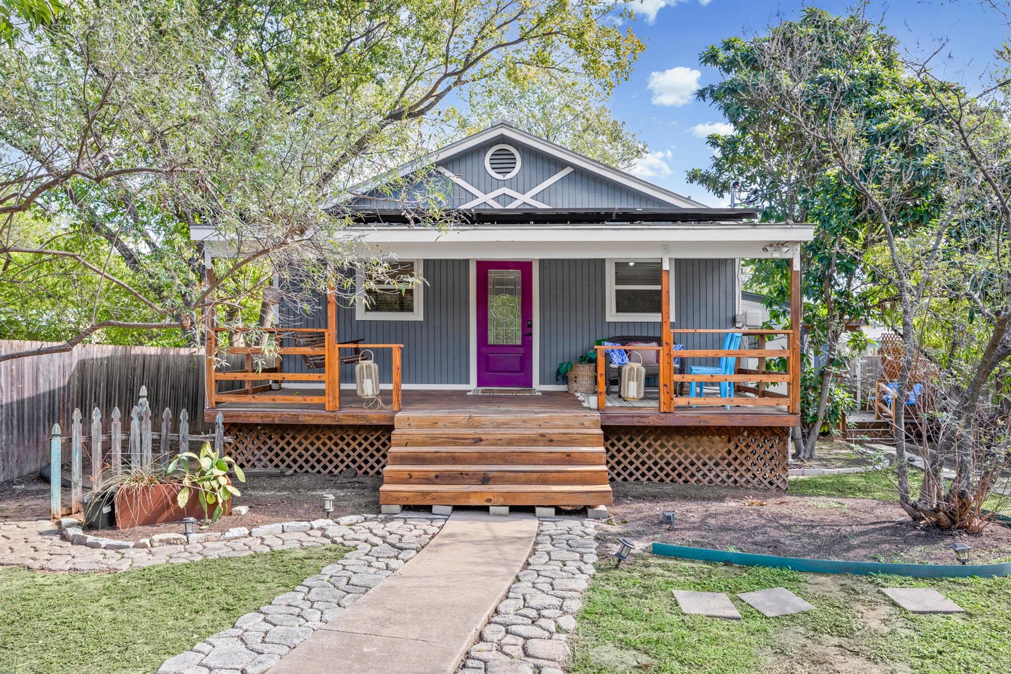1137 Richardine Ave