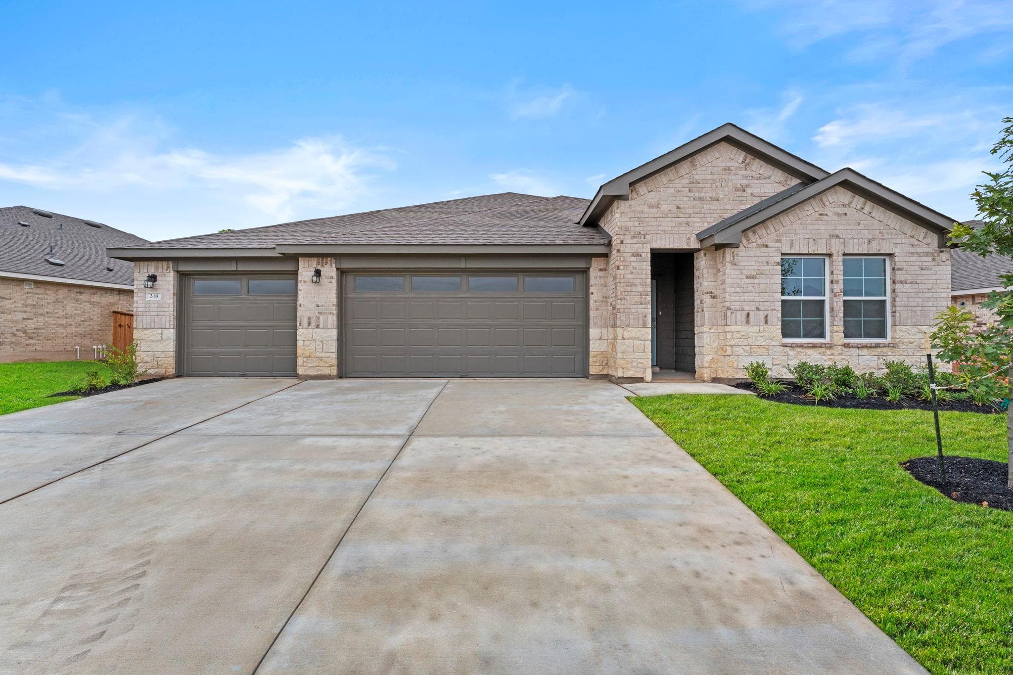 248  Rivers Edge Dr