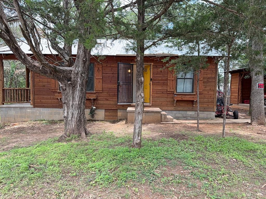 200  Arrowhead Dr
