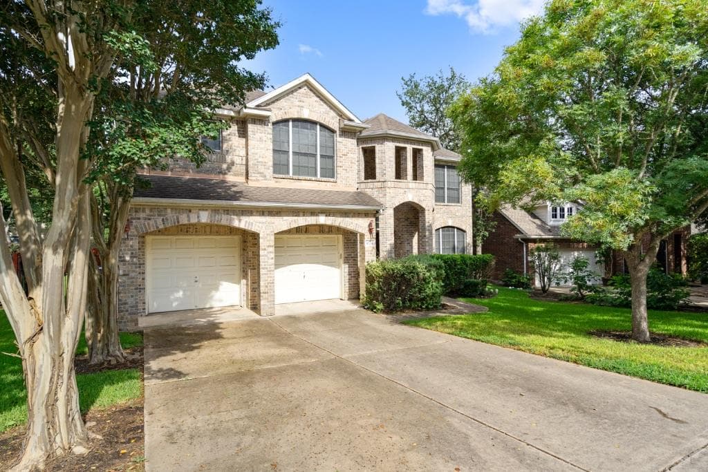 10724  Thoroughbred Dr
