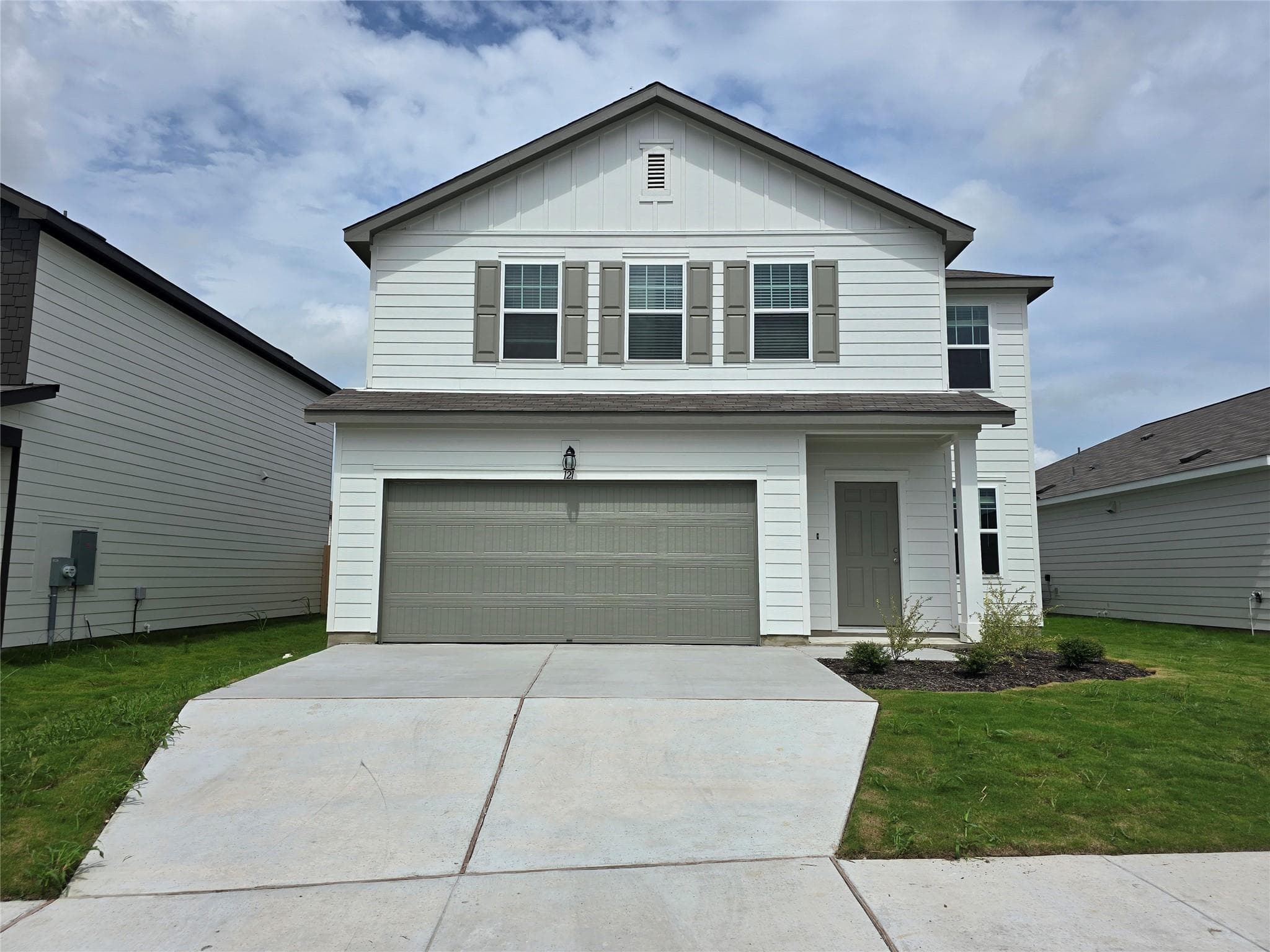 121 Blazilmar Ln