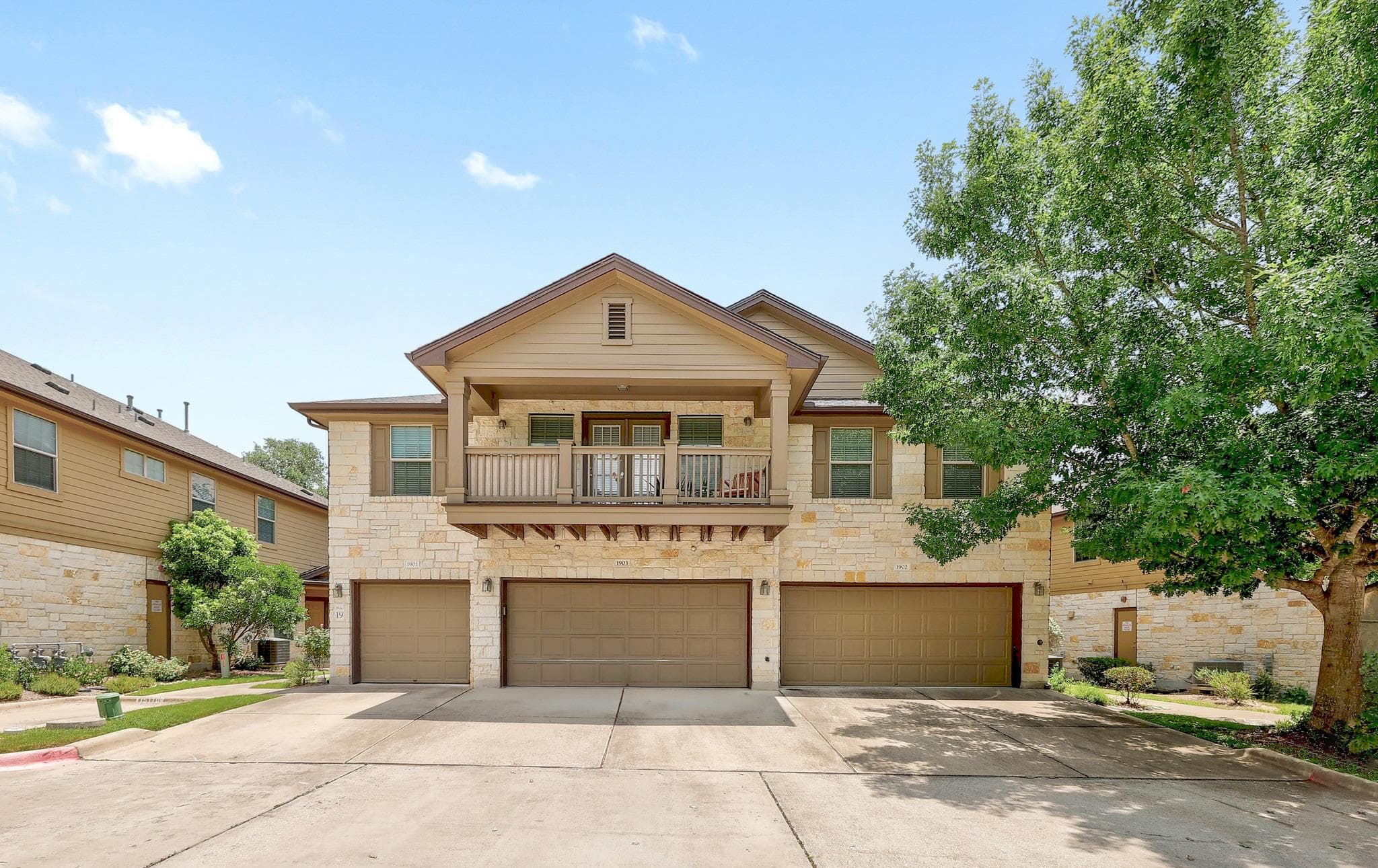 1310 Parmer Ln #1902