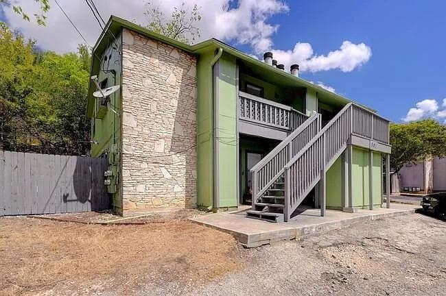 801  Bracewood Cir