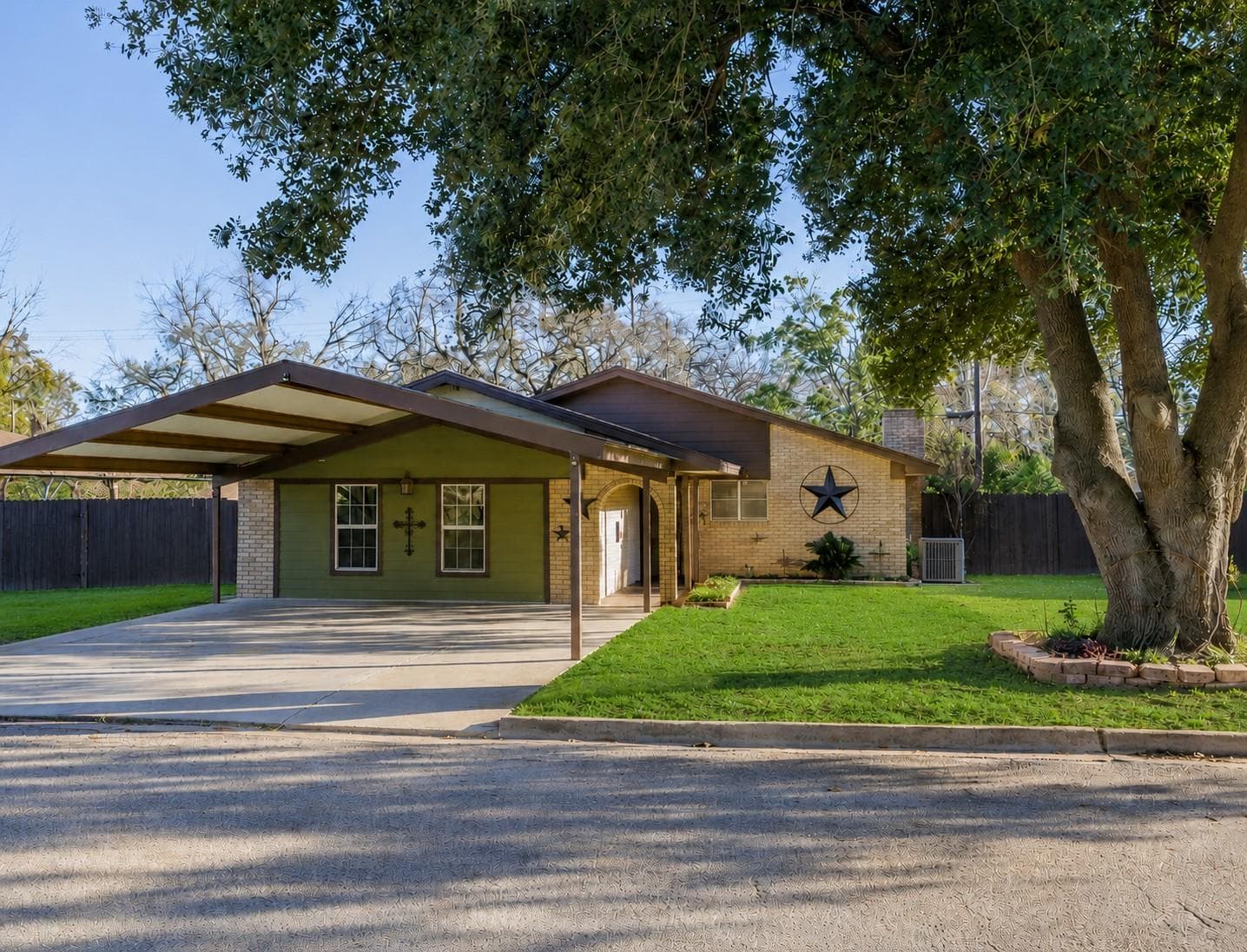 1603 Alcoa Ave