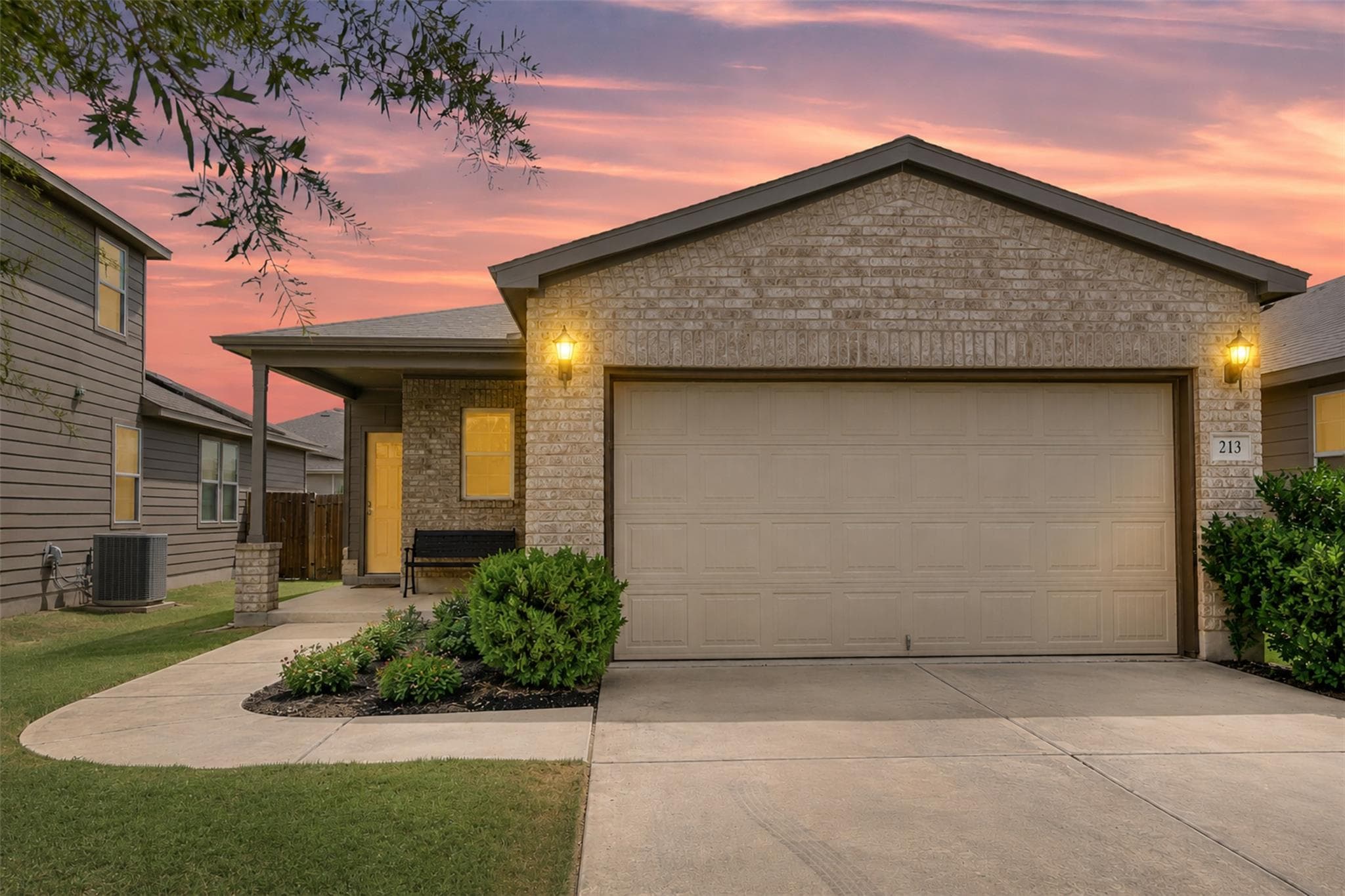213  Ibis Falls Loop